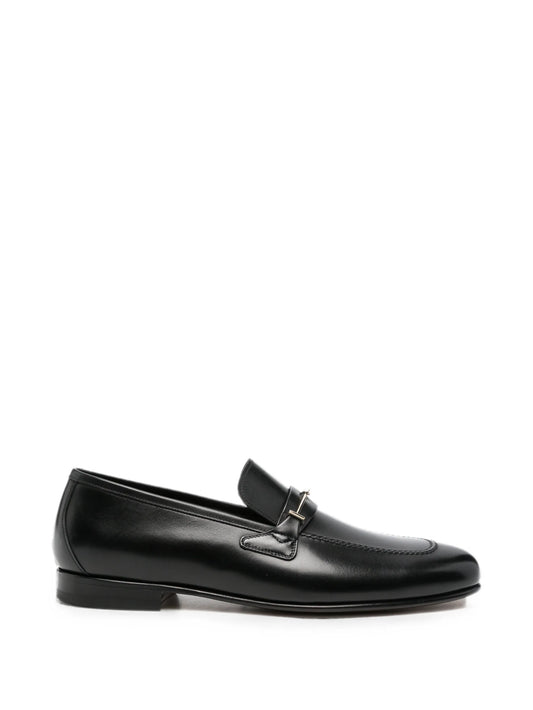 Gigi T-hardware leather loafers