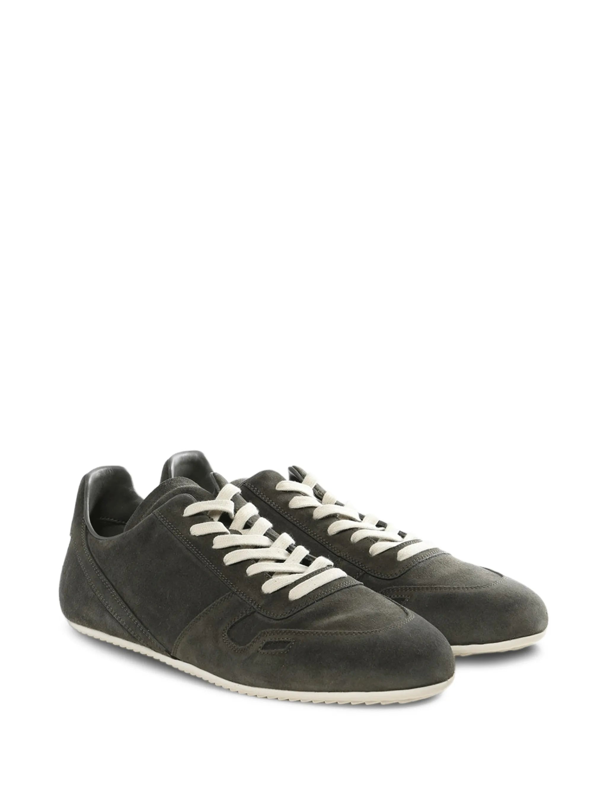 Temple Minimal sneaks in suede leather