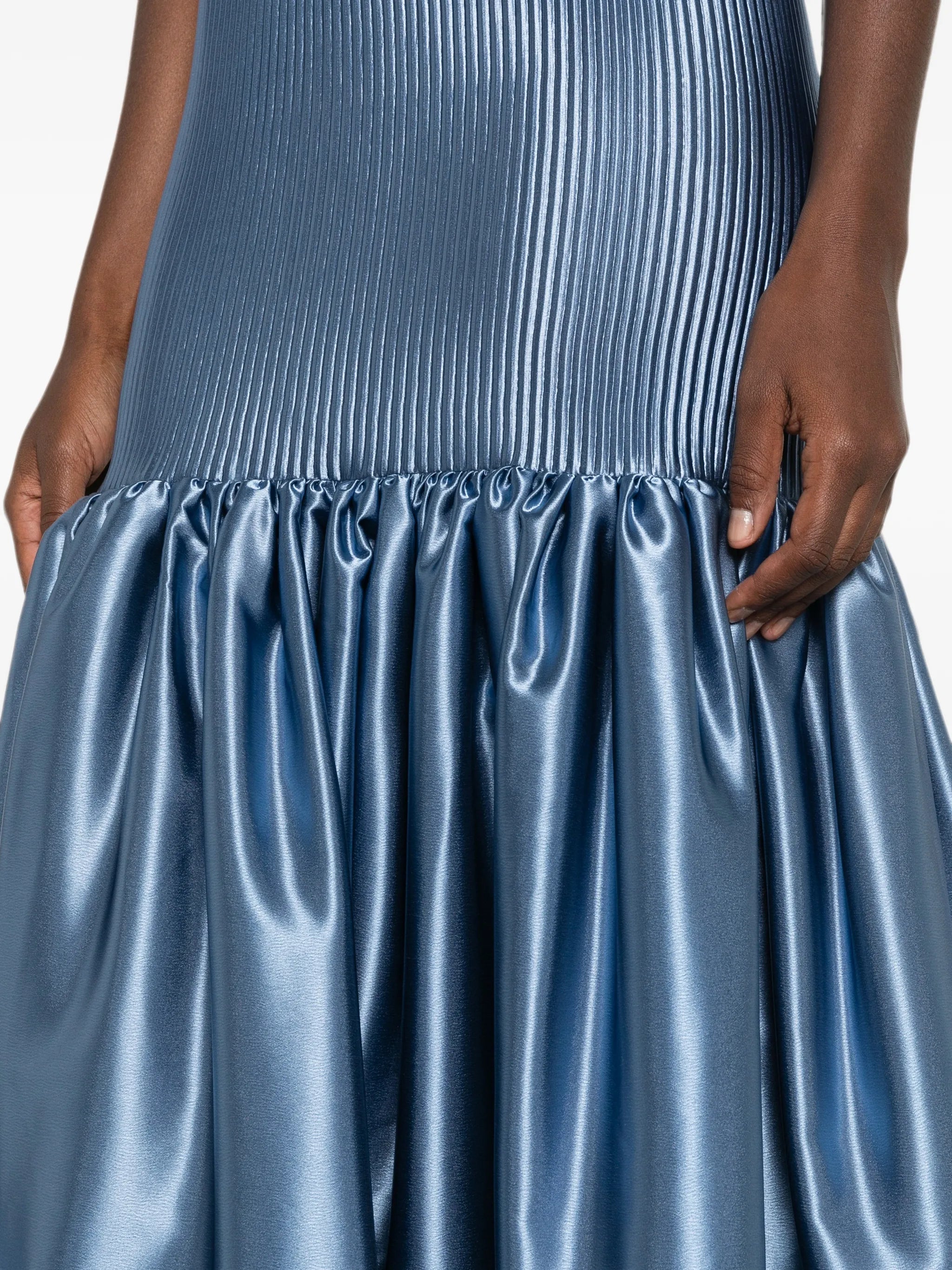 Elevate pleated tiered maxi dress