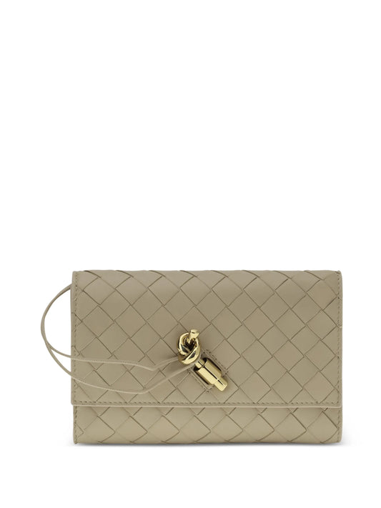 Intrecciato leather shoulder bag