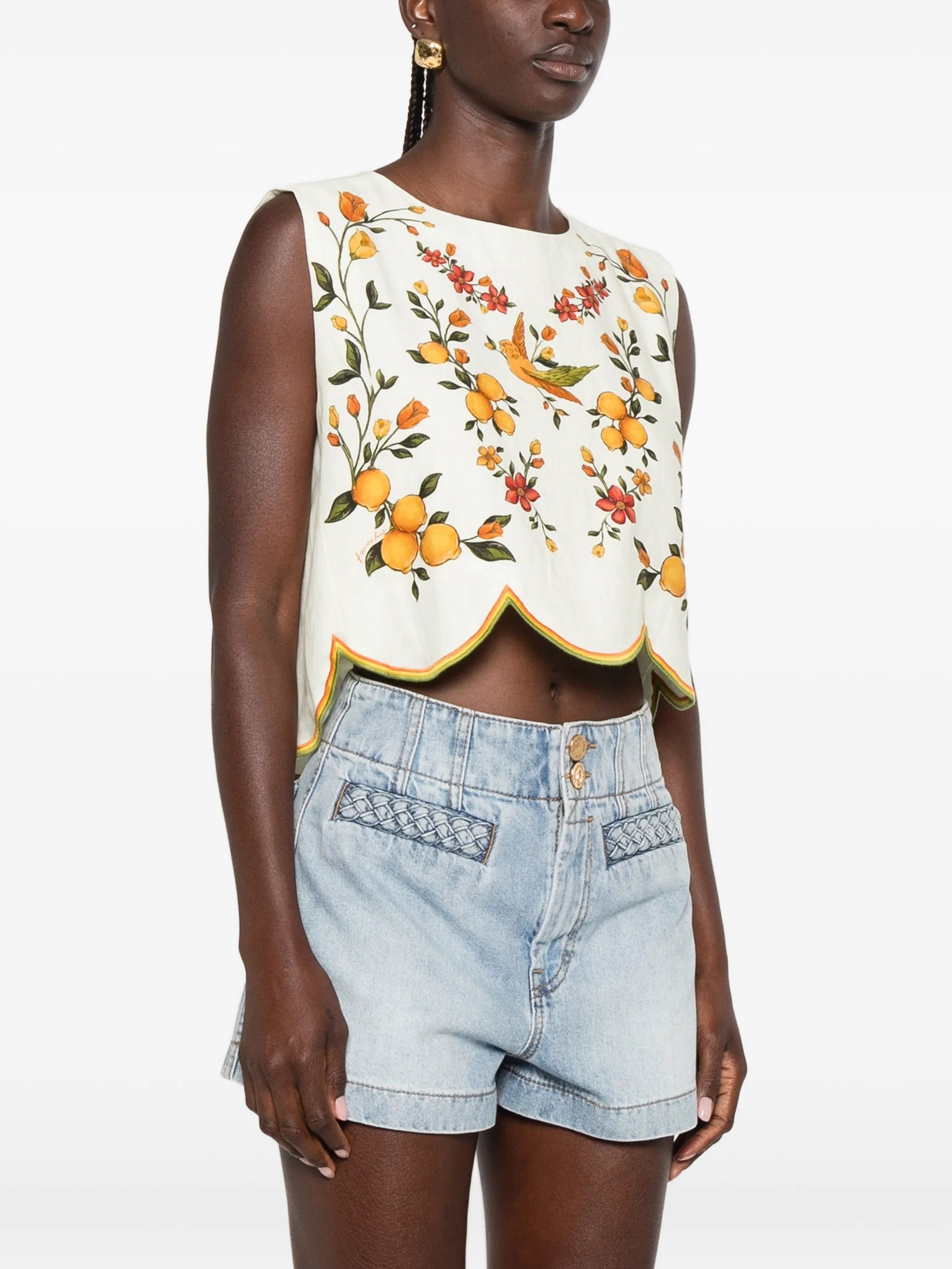 bouquet wavy hem sleeveless blouse