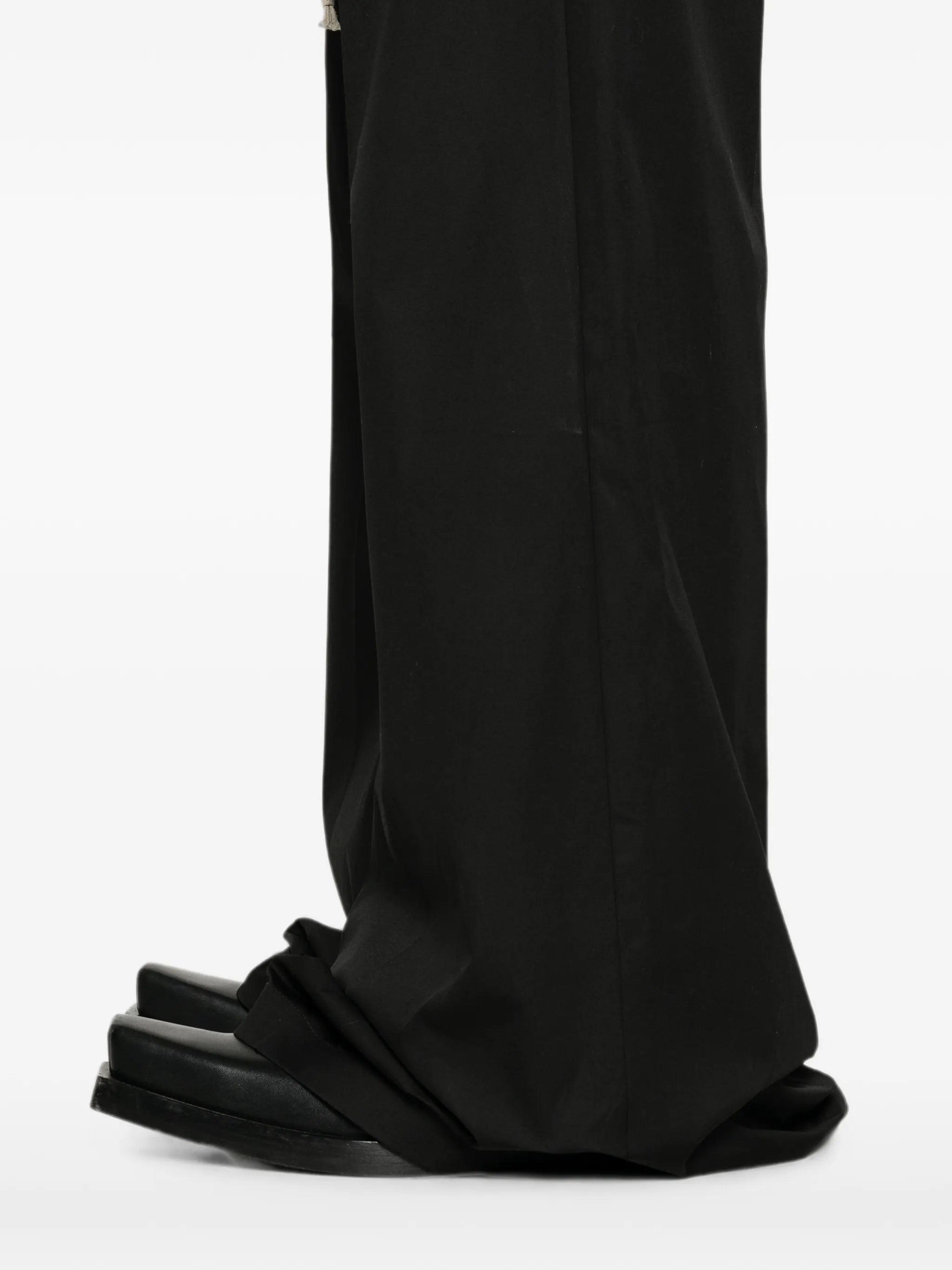 wide Bela pants in heavy poplin