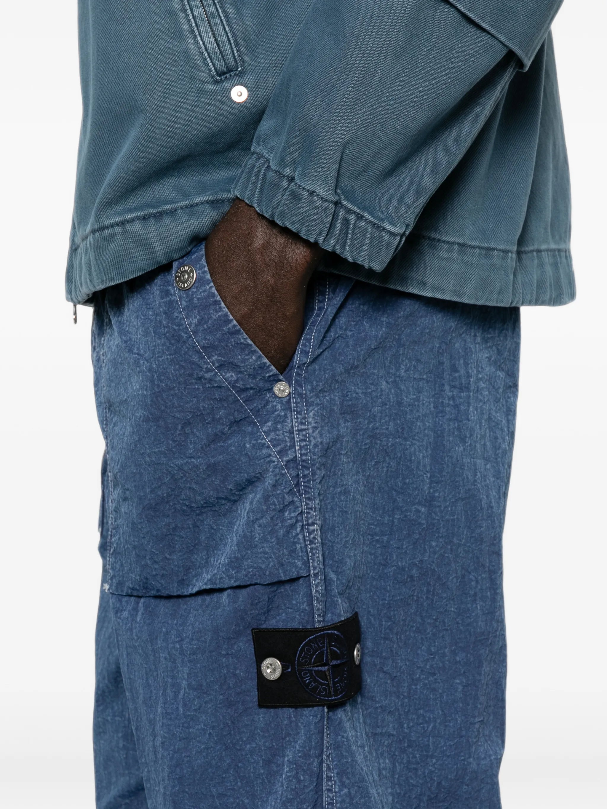 Fatigue  logo-patch loose-fit trousers