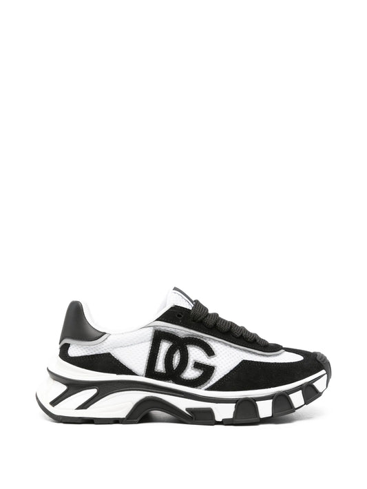 logo-patch sneakers