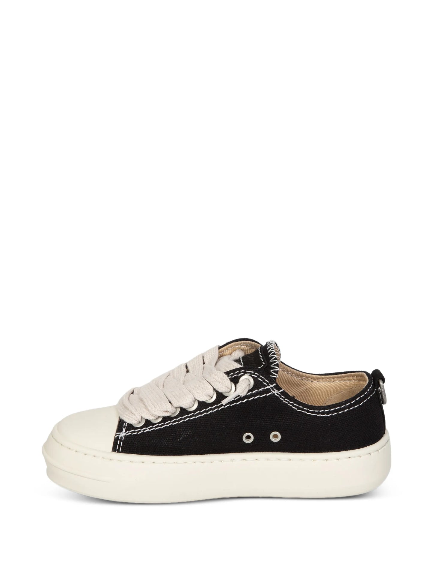 contrast-stitching sneakers