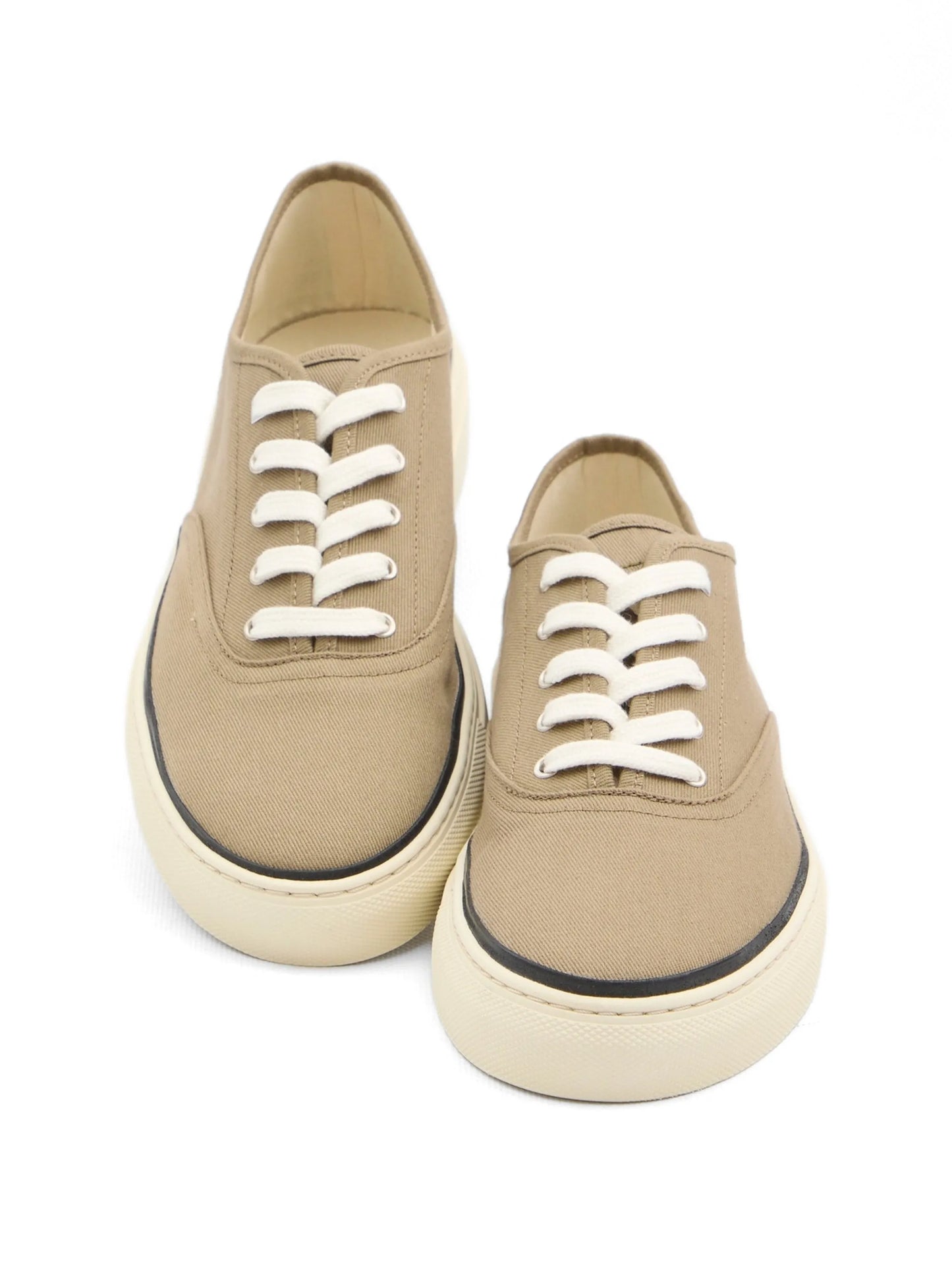 Féfé logo embroidered canvas sneakers