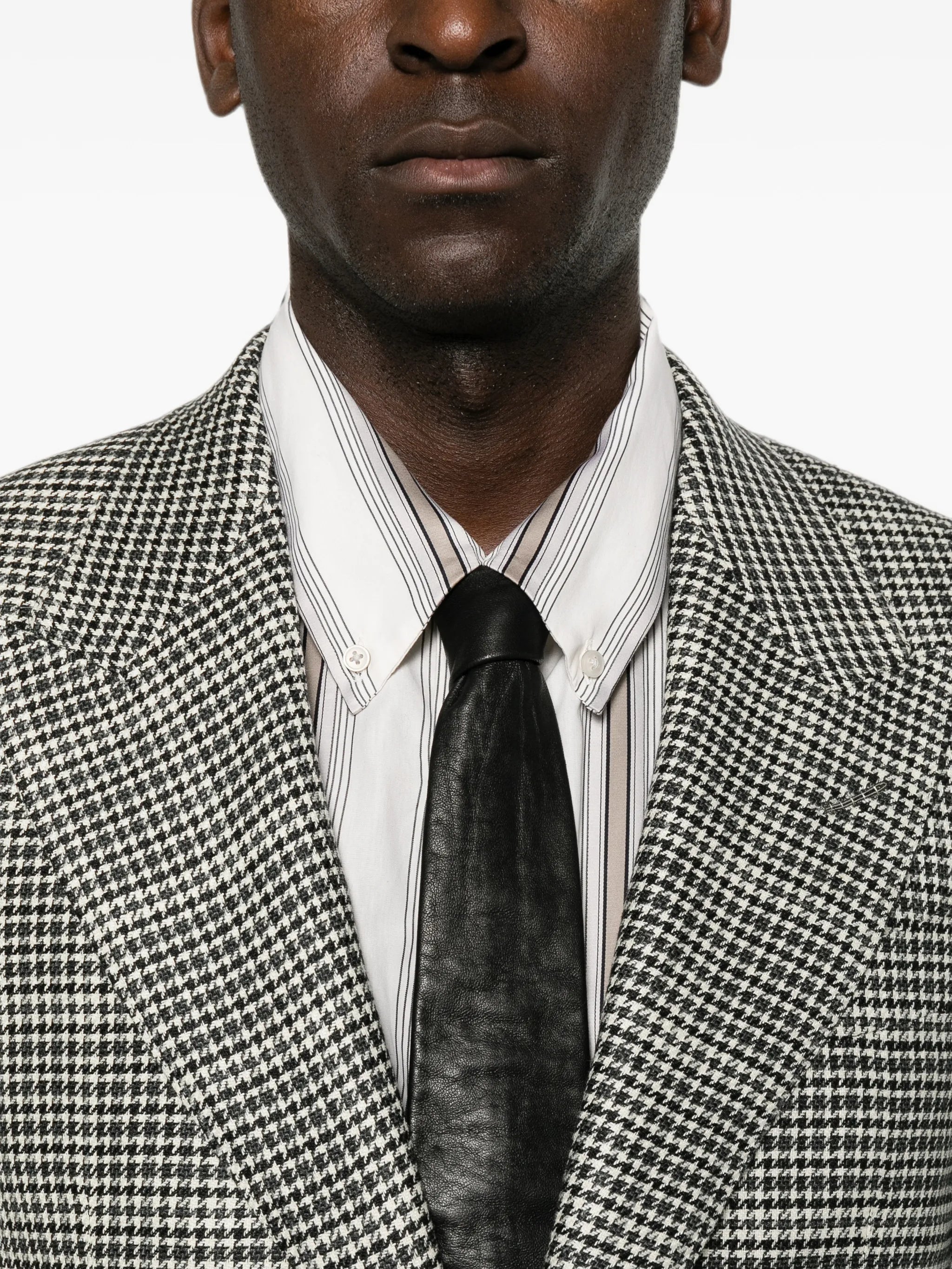 Shelton button-up blazer
