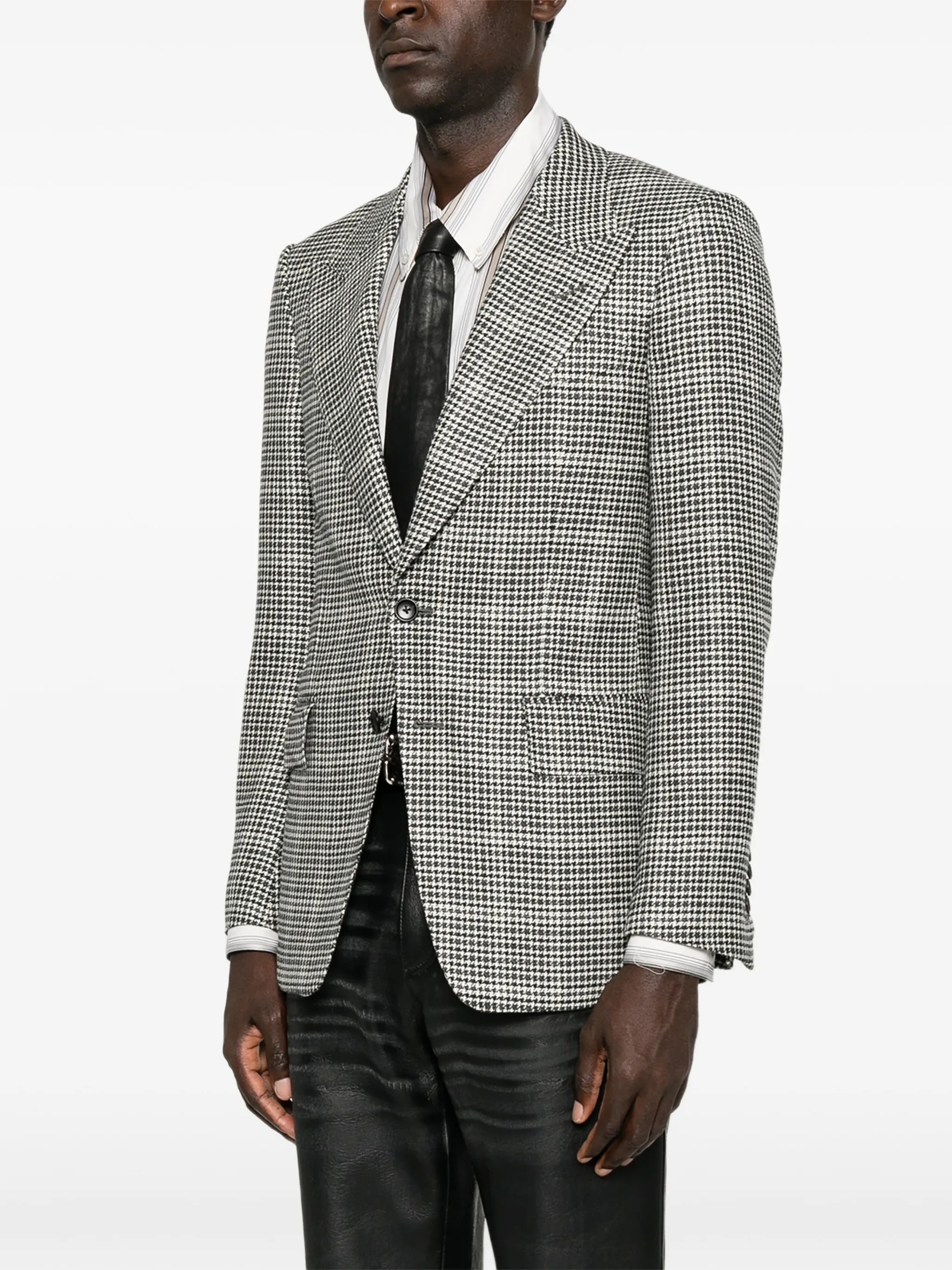 Shelton button-up blazer