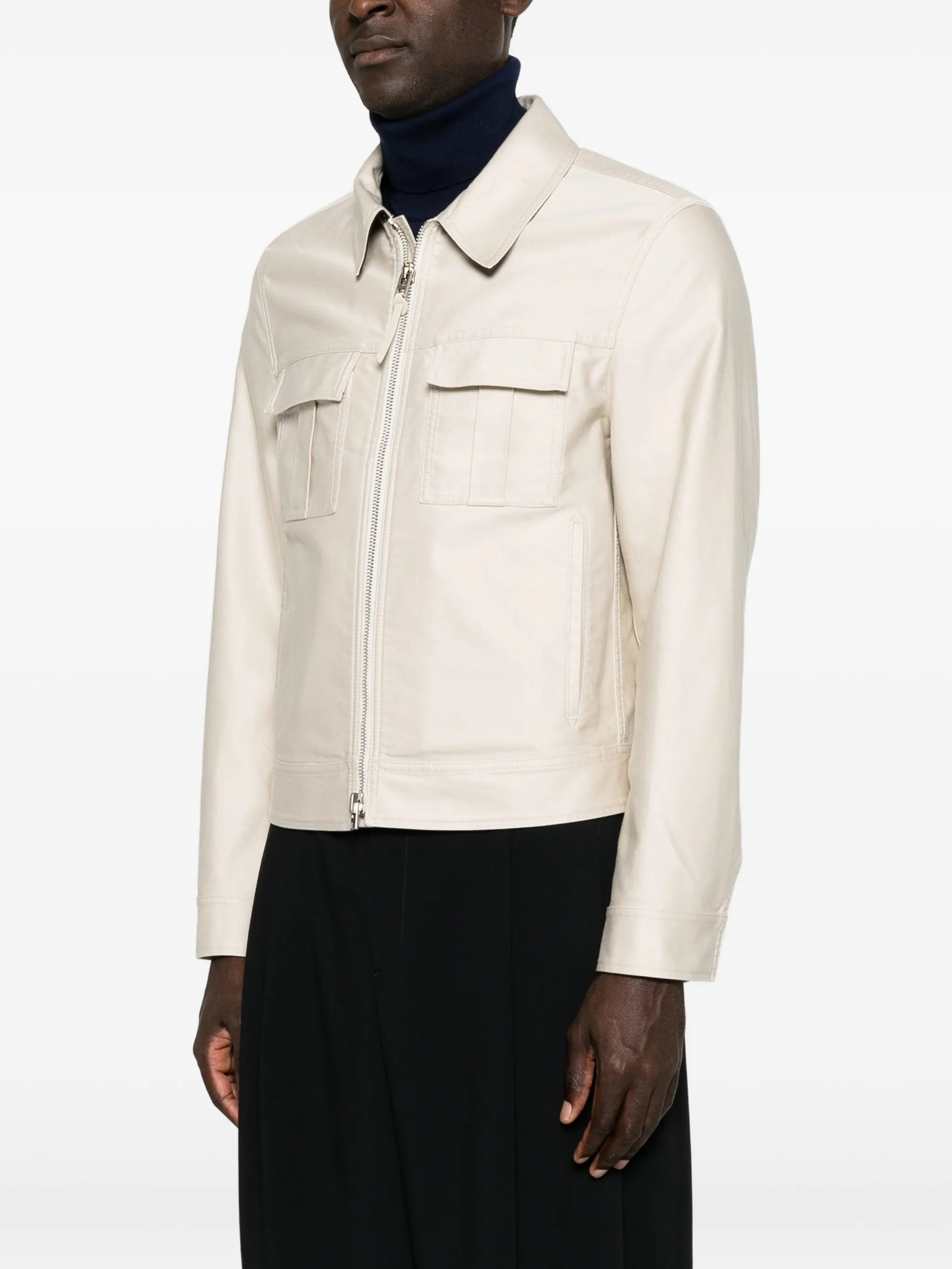 point-collar overshirt
