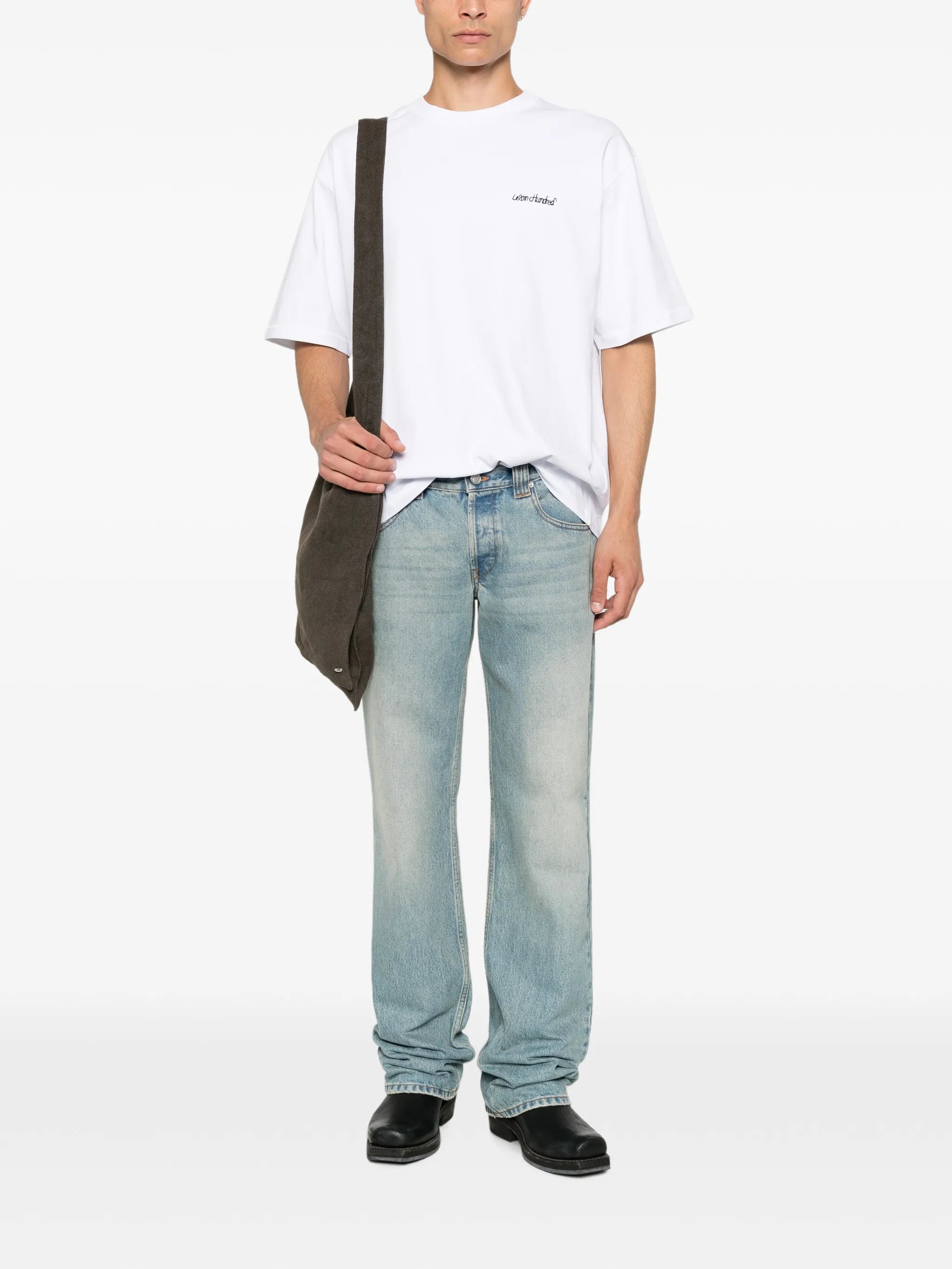 logo-embroidered T-shirt