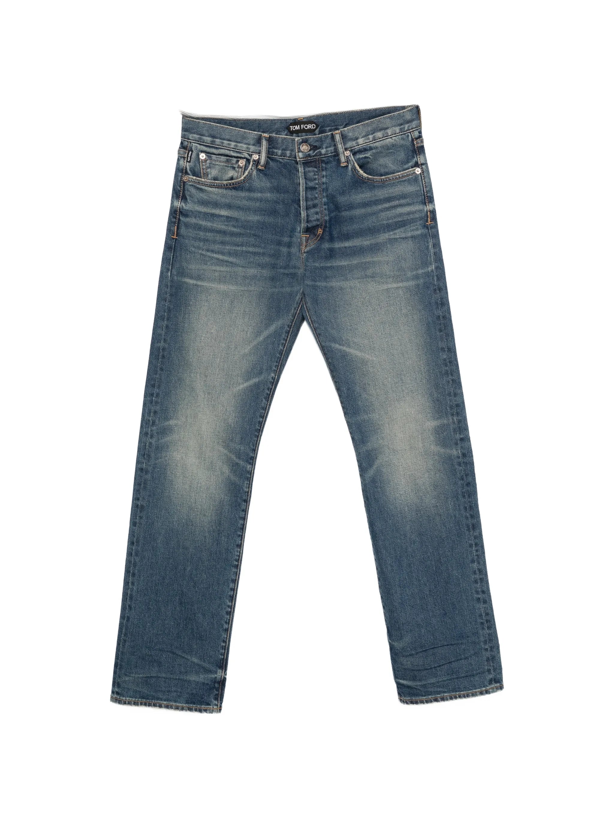 straight-fit jeans