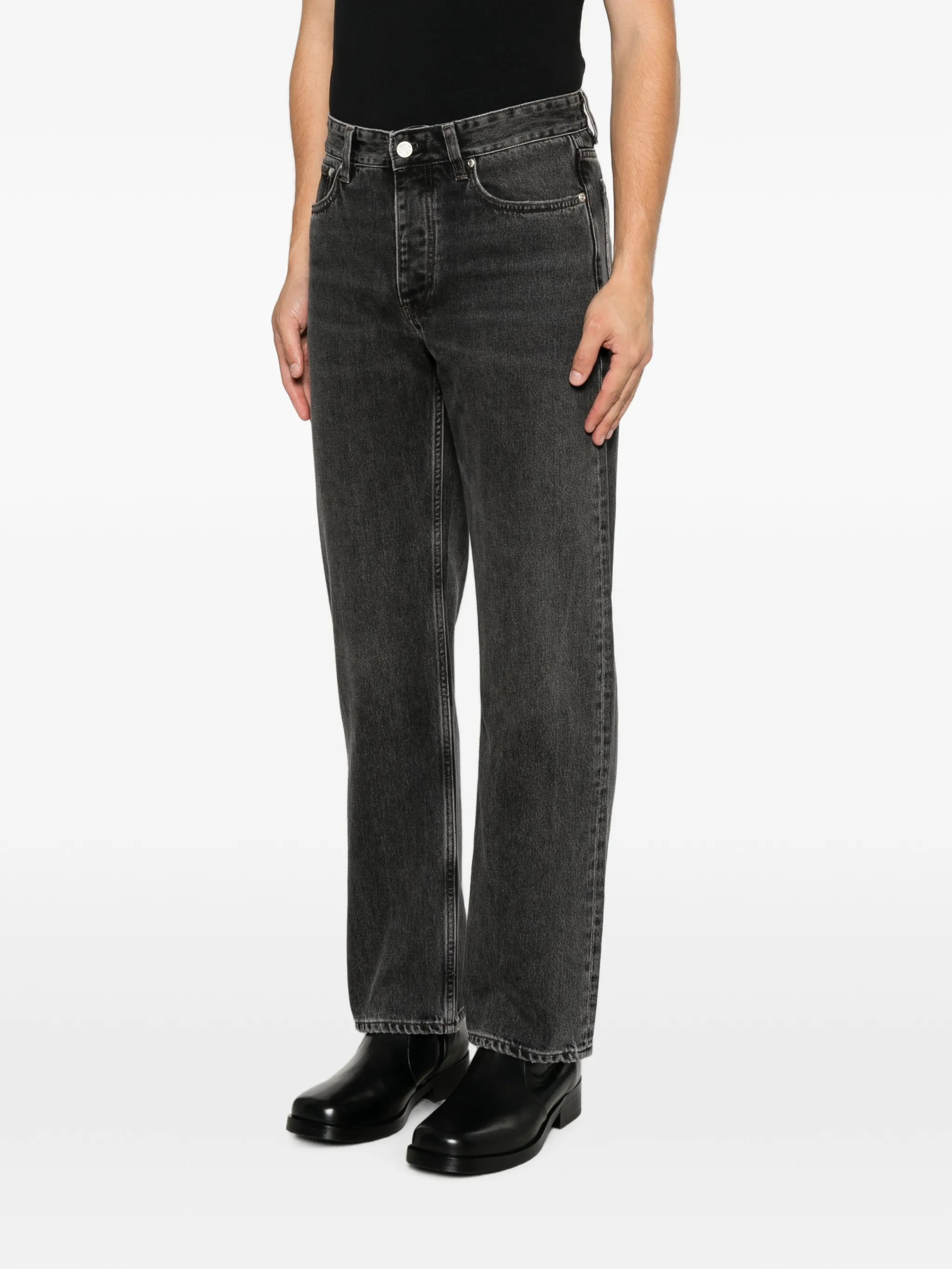 Steve belt-loop jeans