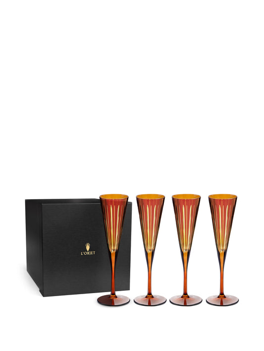 Prism champagne flutes (four-person setting)
