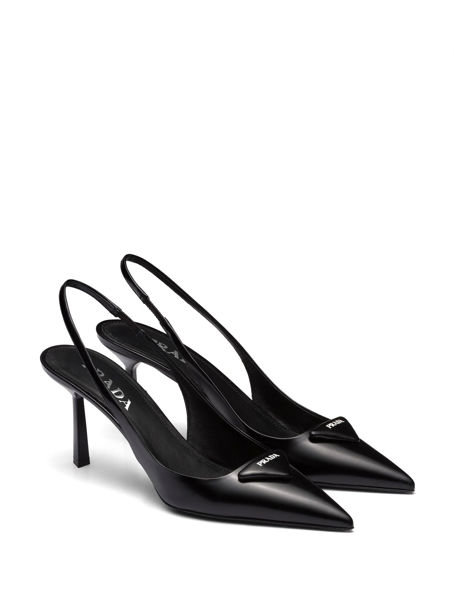 75mm triangle-logo pumps