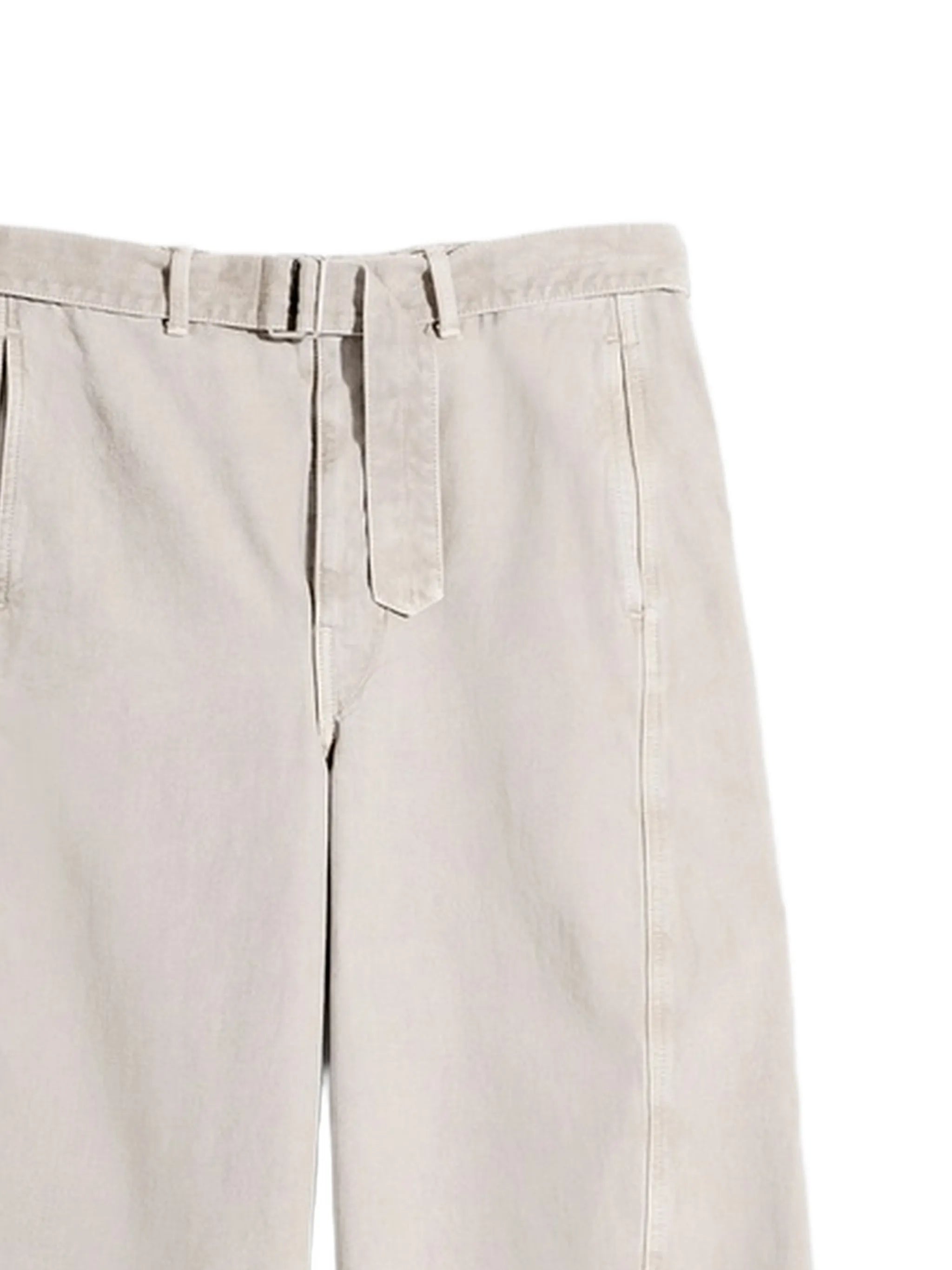 Twisted belt seam trousers