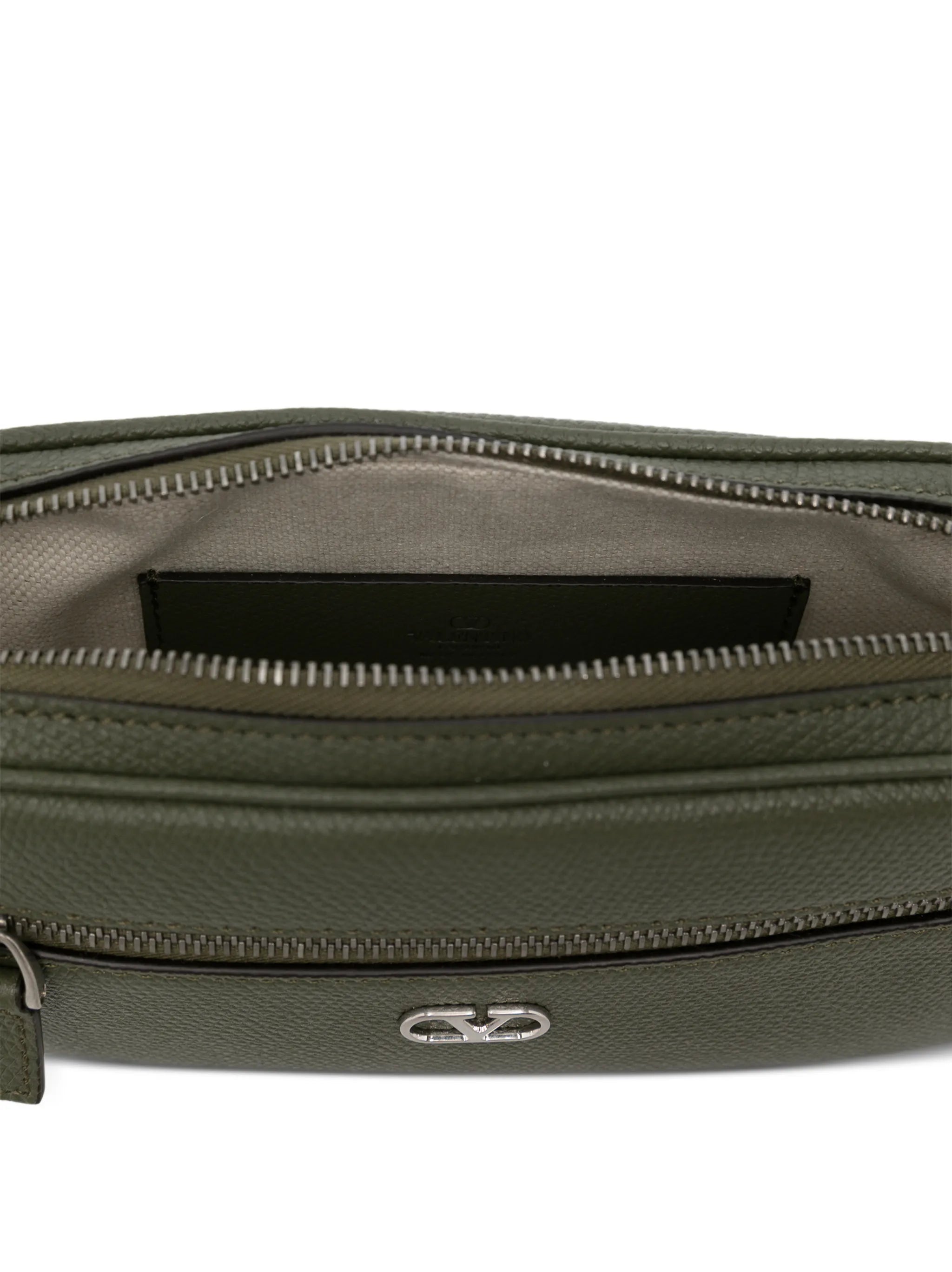 VLogo Signature leather shoulder bag