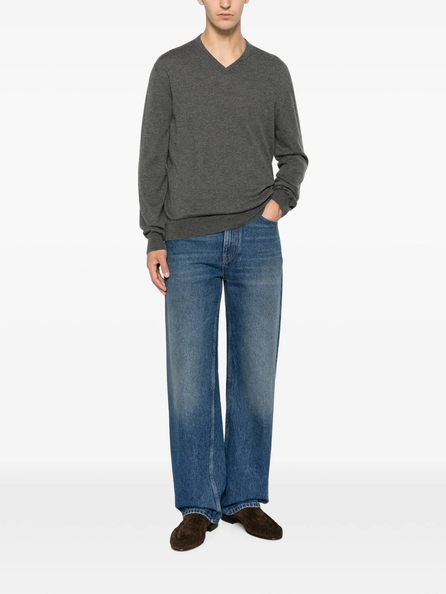 Mapple V-neck sweater