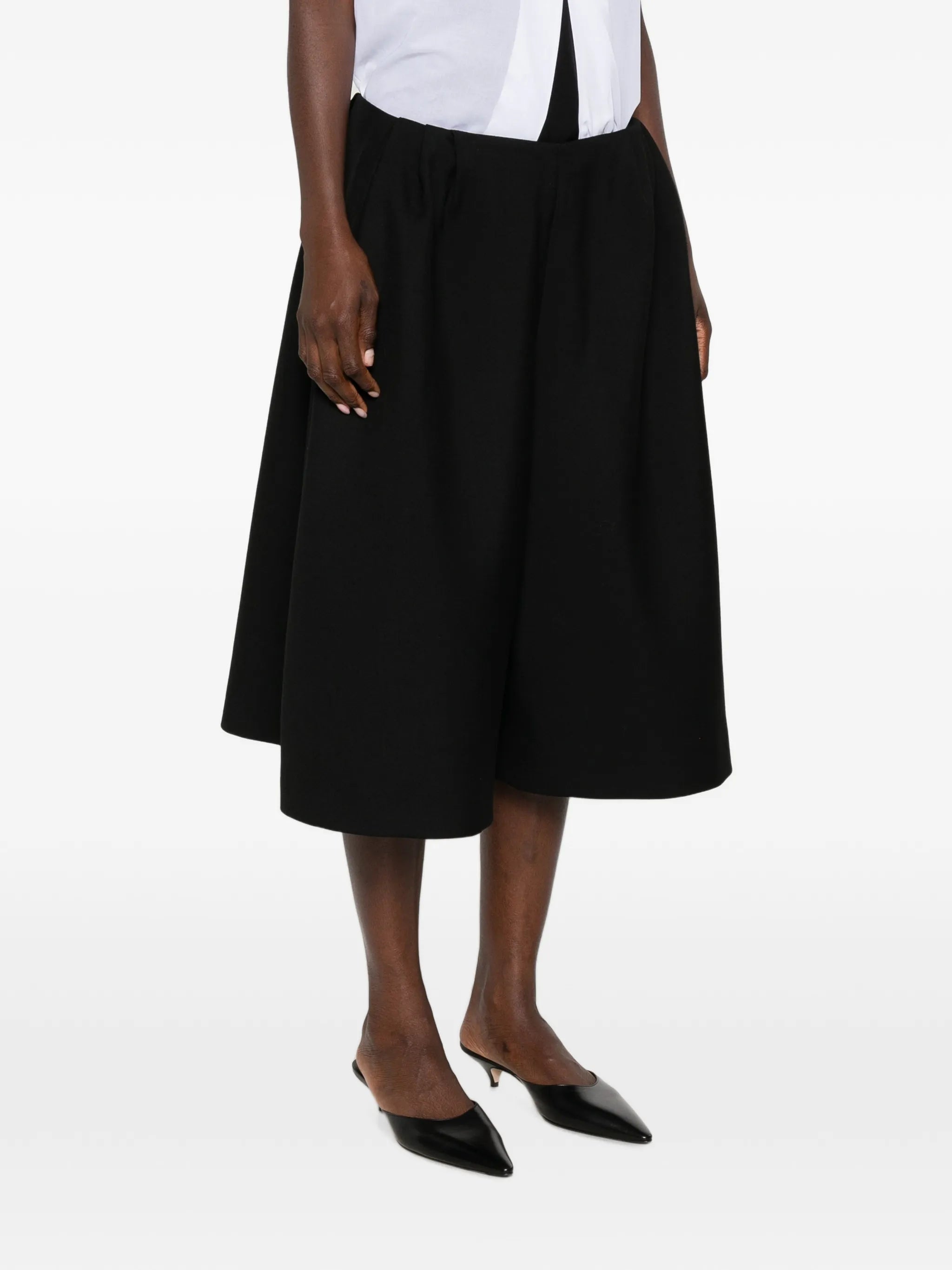 Fauna pleated tailored shorts