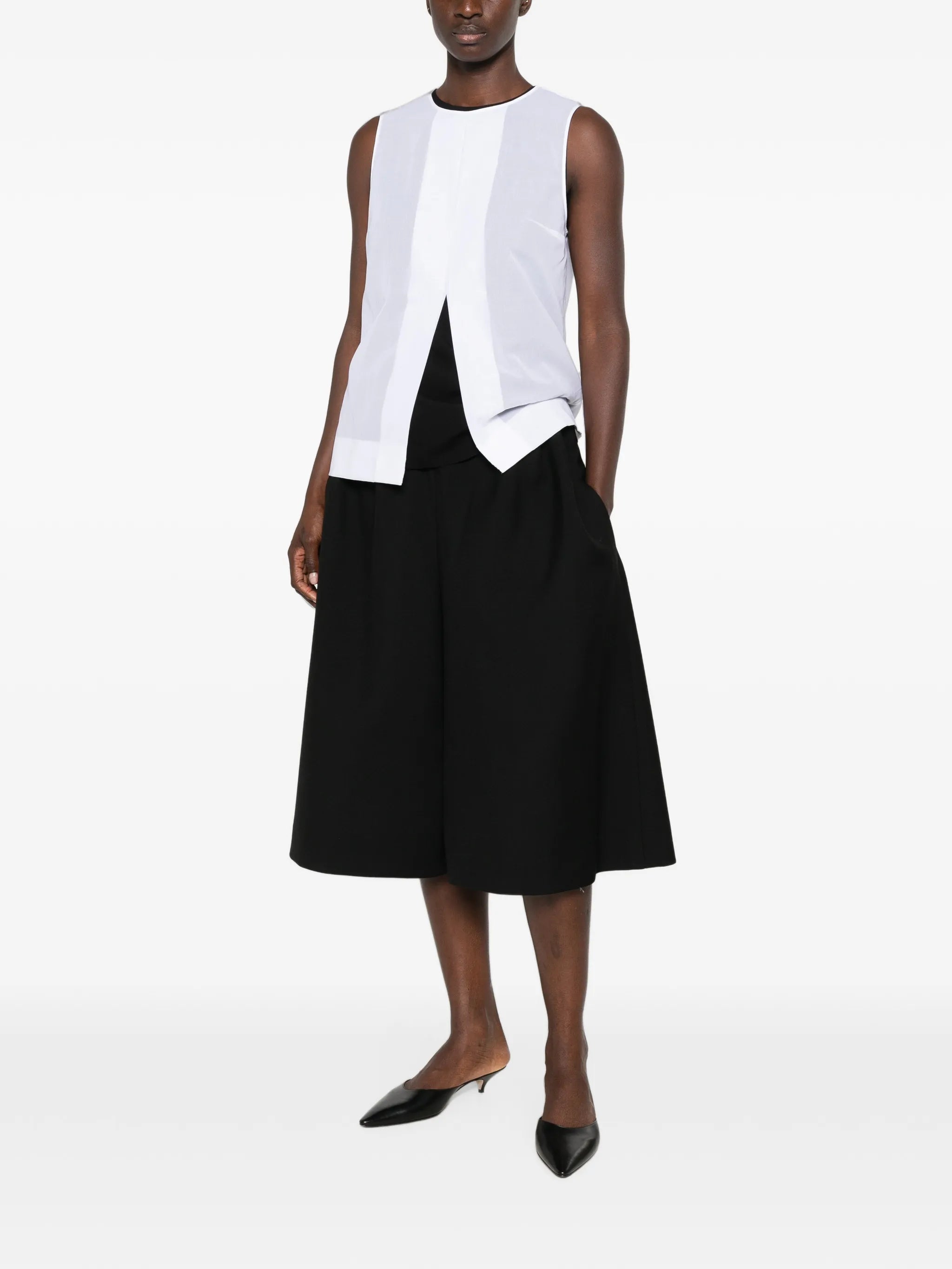 Fauna pleated tailored shorts