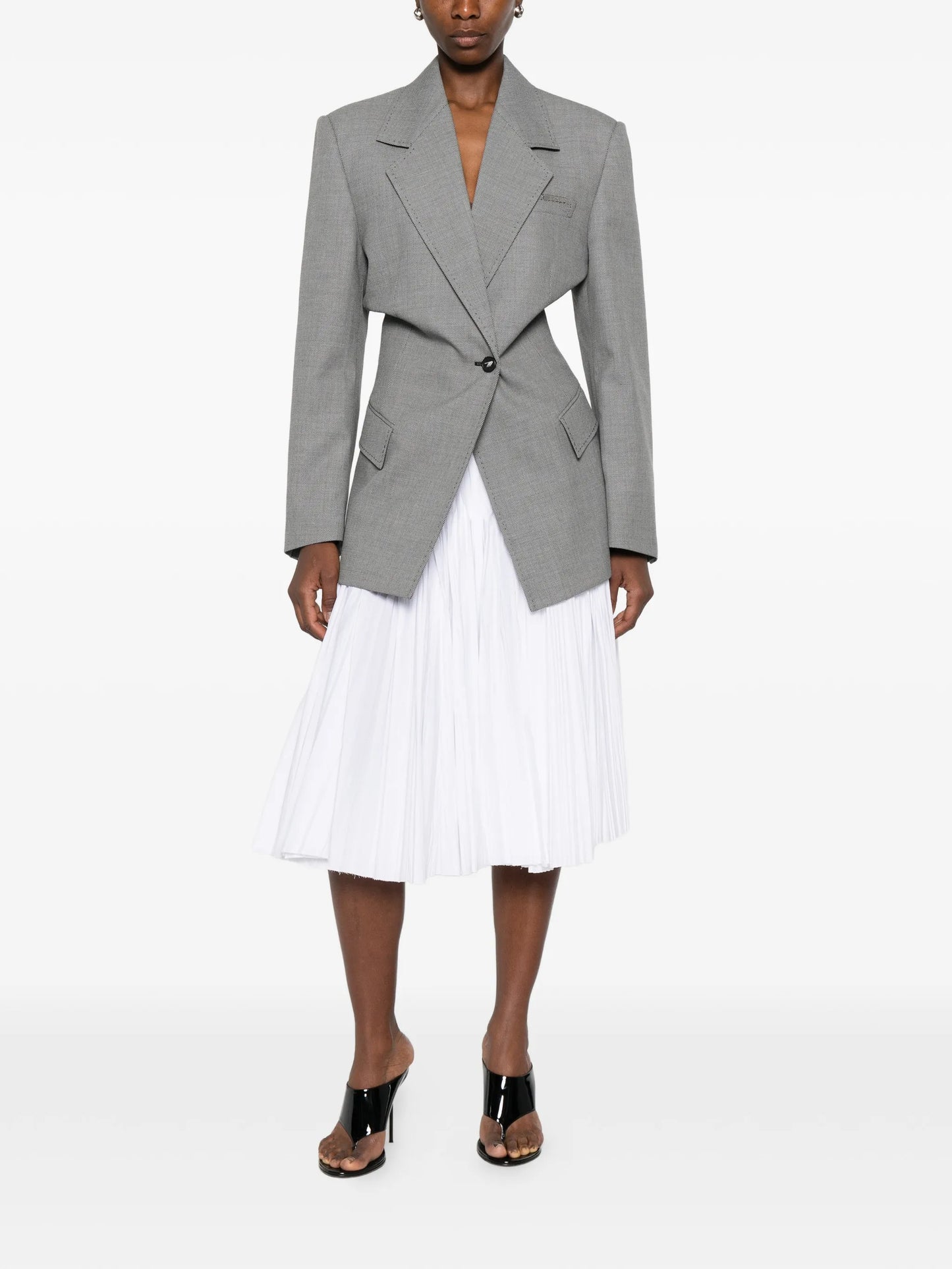 single-breasted blazer
