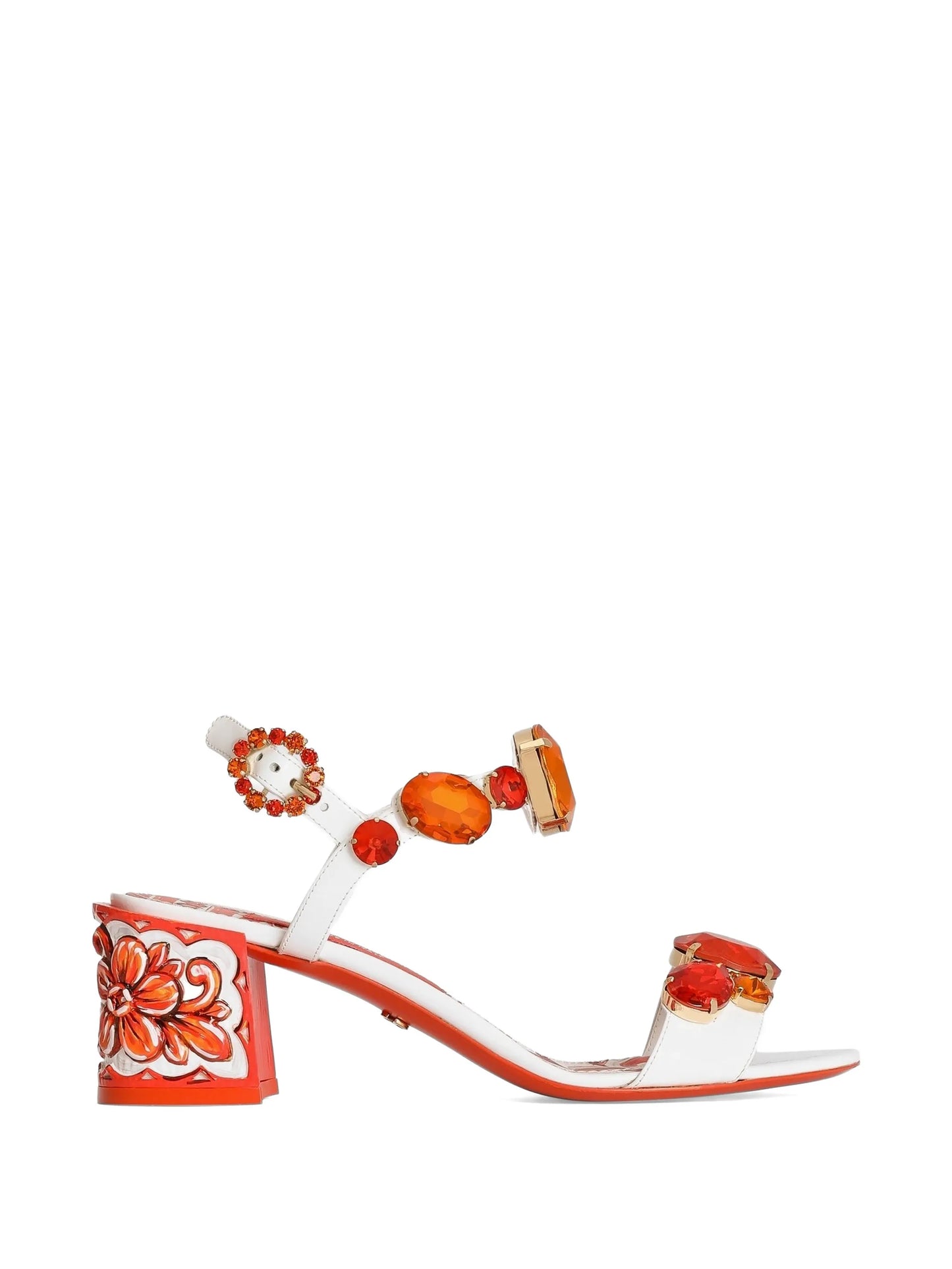patent leather sandals with stone embroidery
