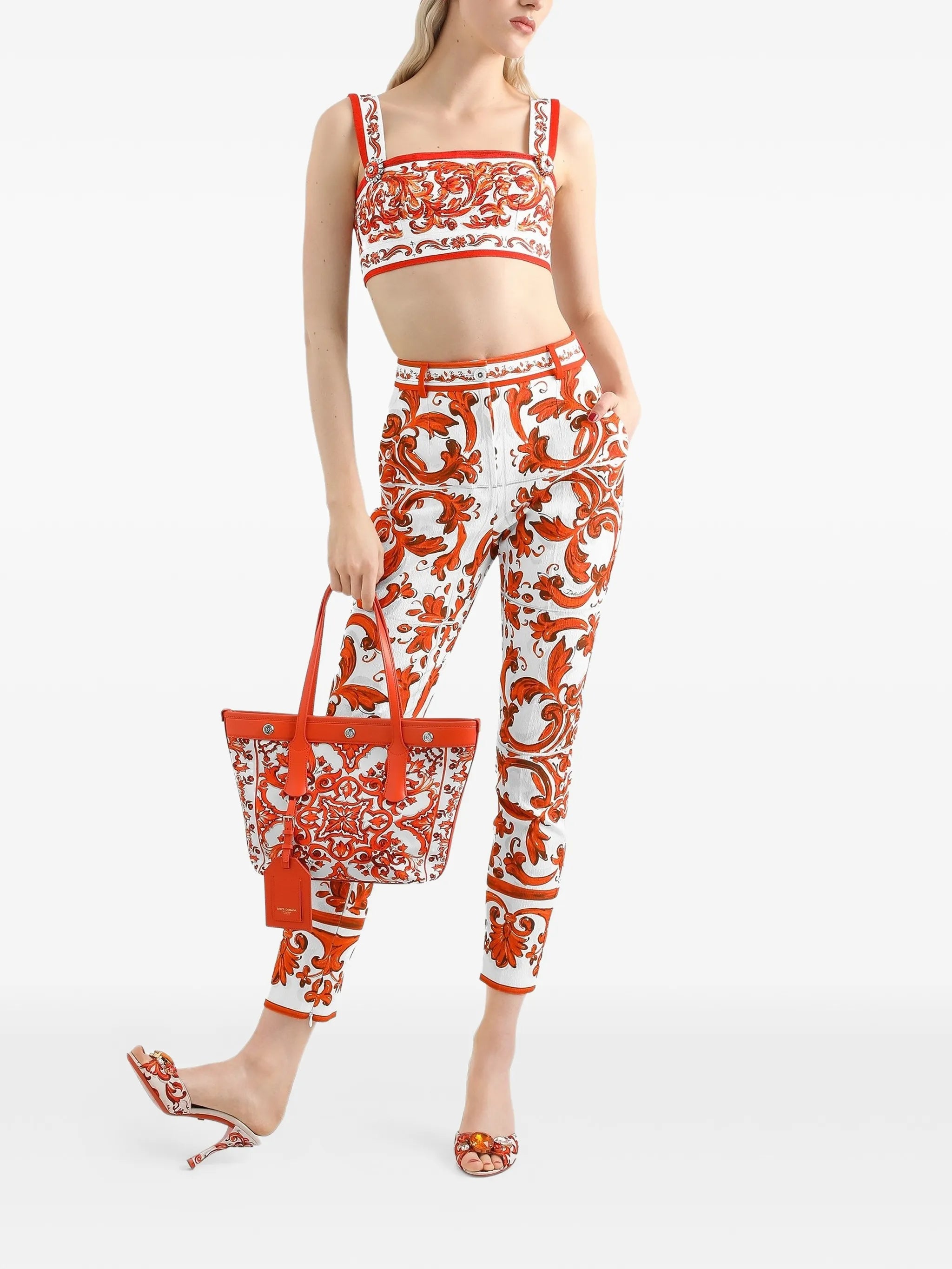 top in Majolica-print mat