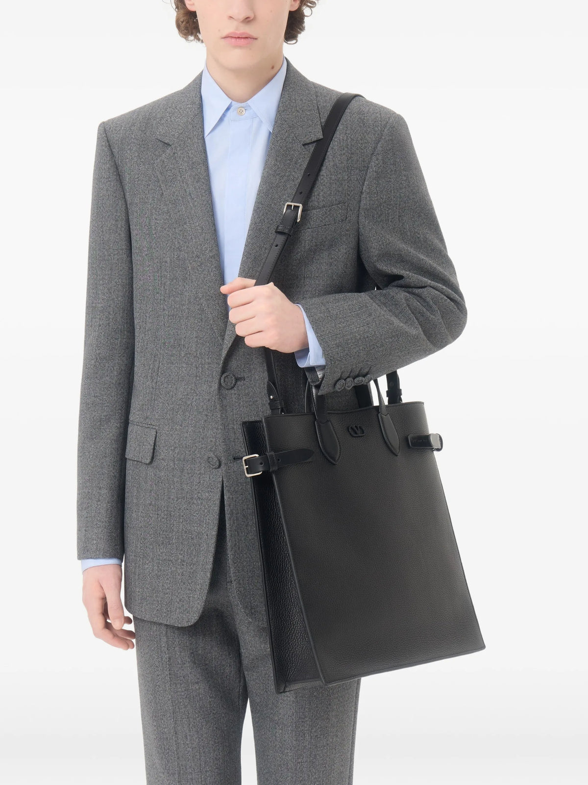 Antibes medium shopping bag in grained leather