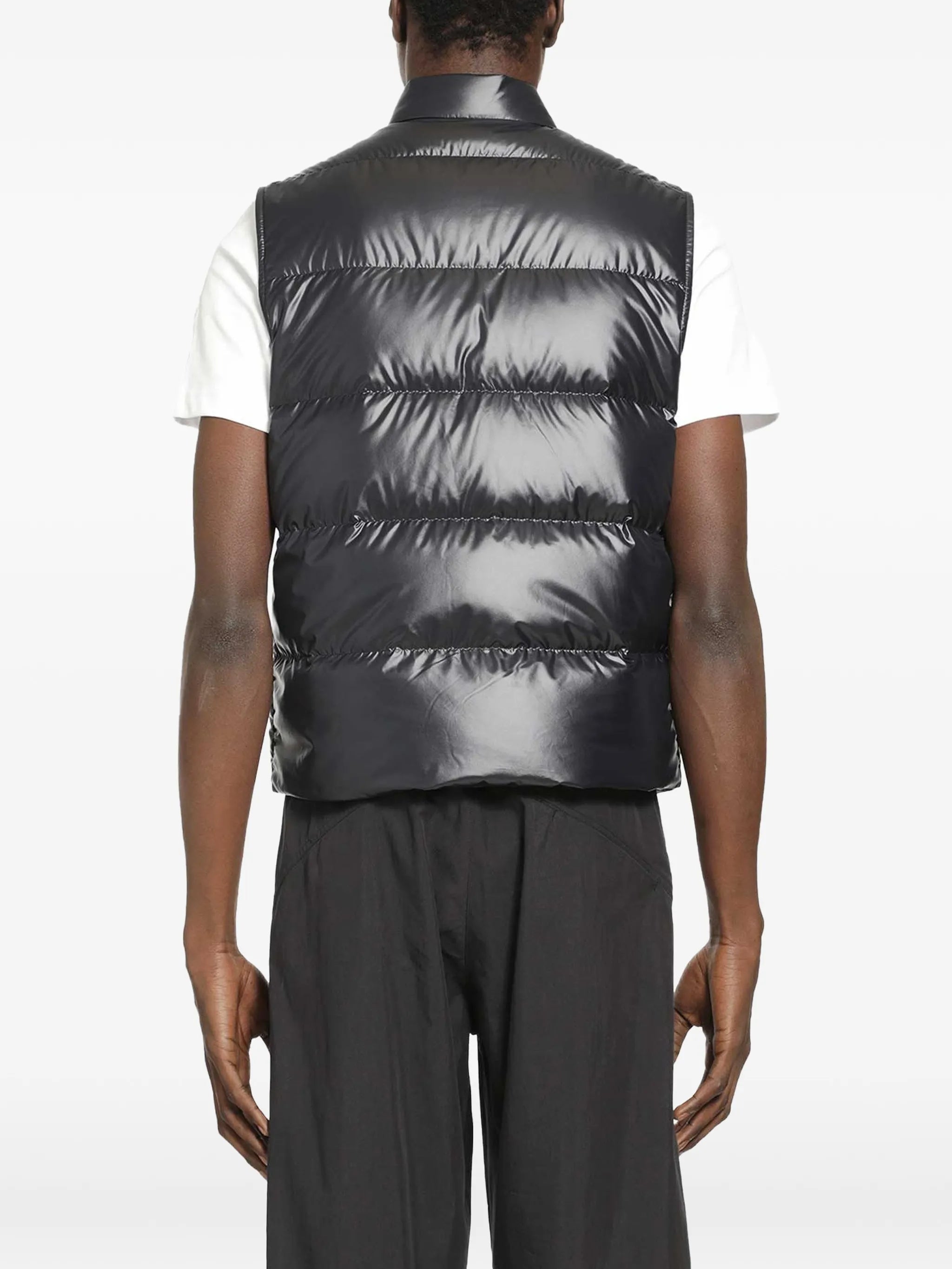 Restigo down vest