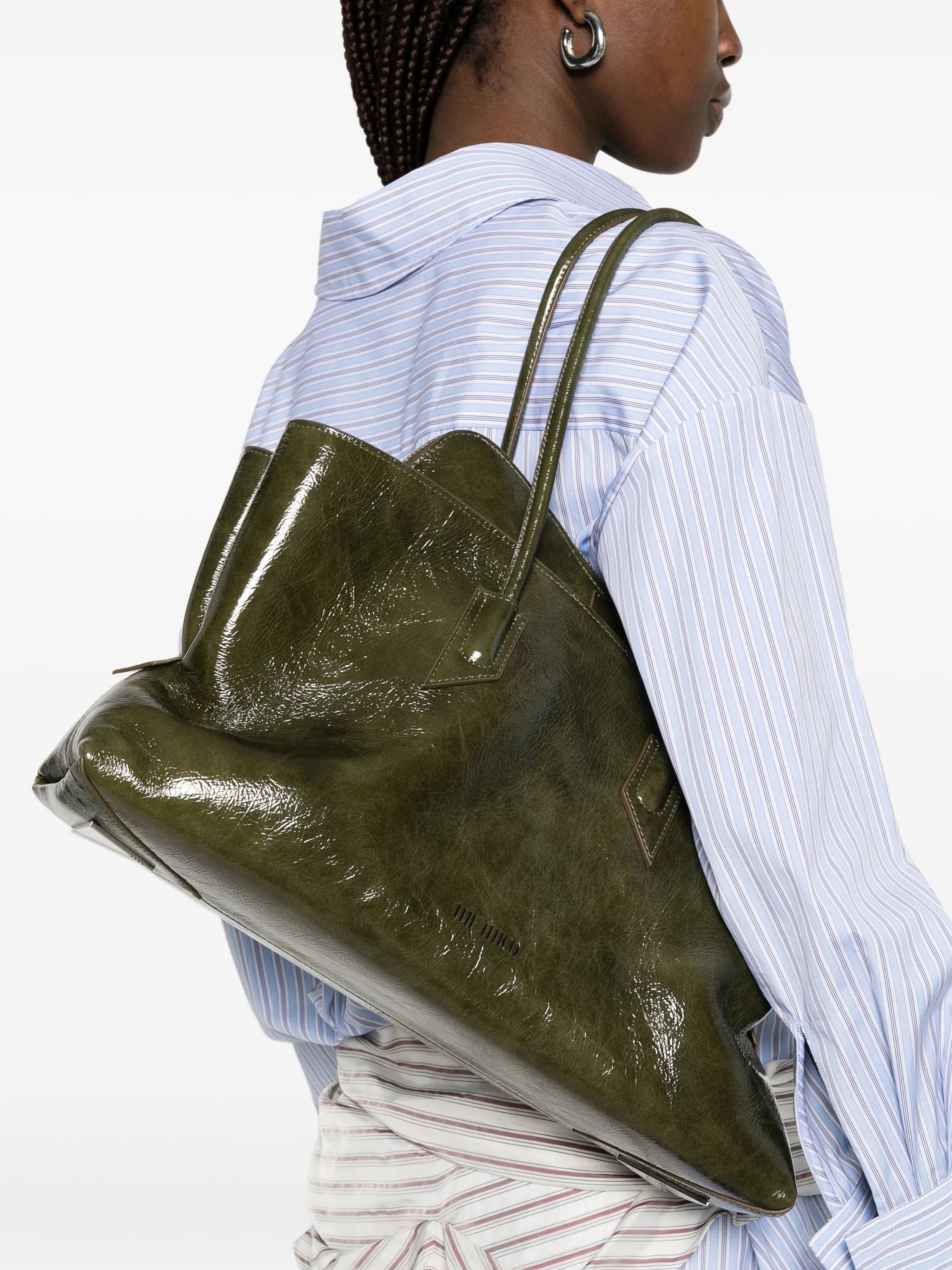 La Passeggiata Medium top handle bag