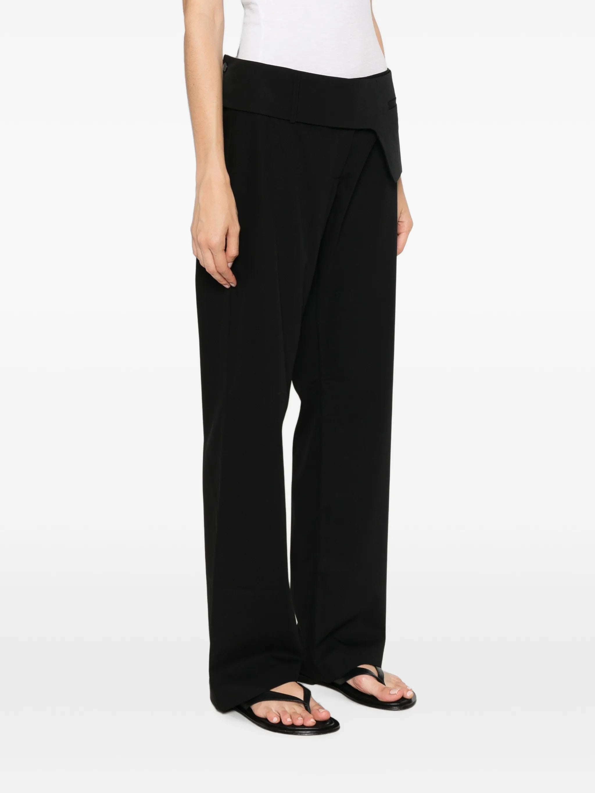 belt-detail straight-leg trousers