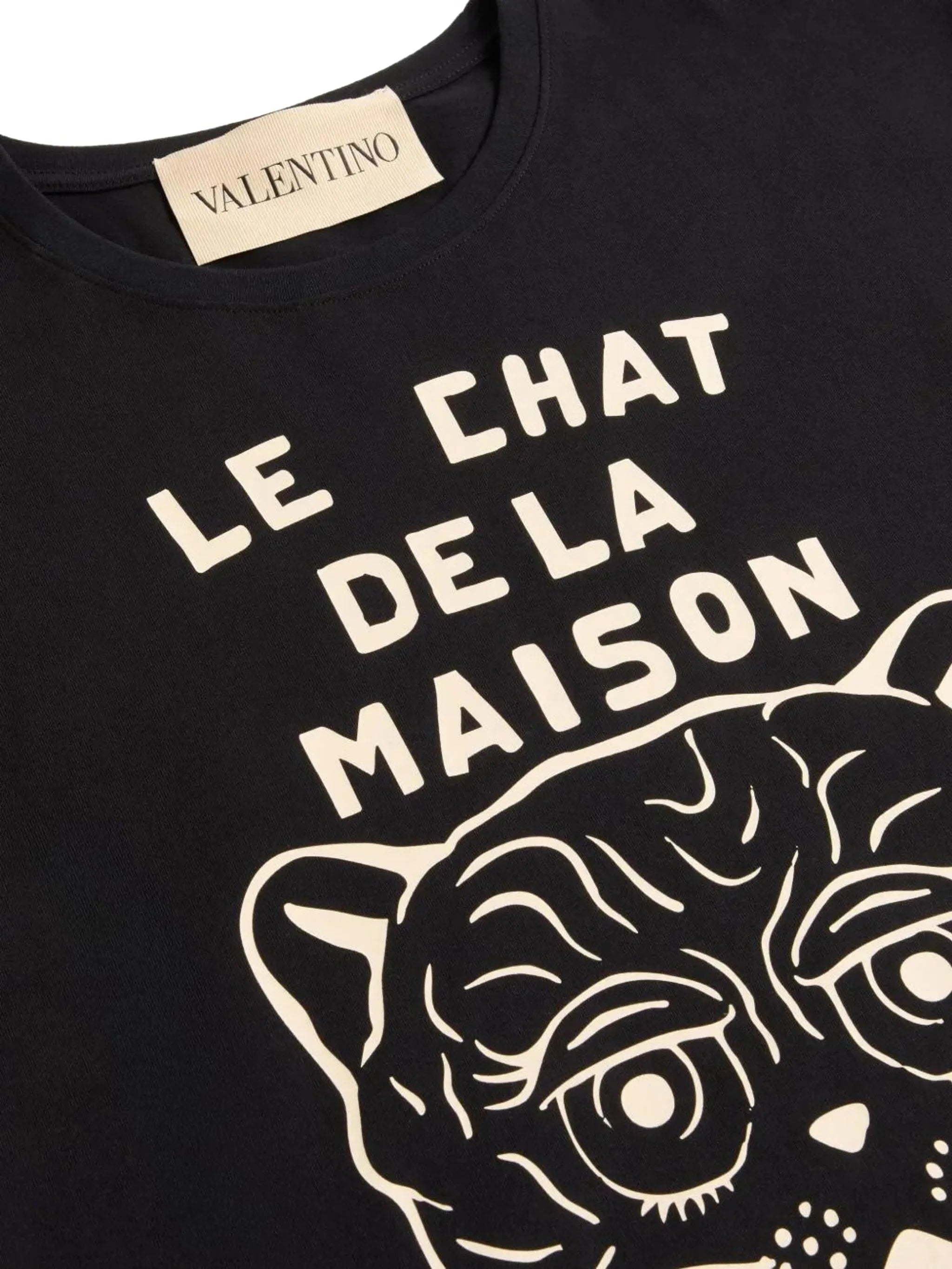 Le Chat De La Maison T-shirt