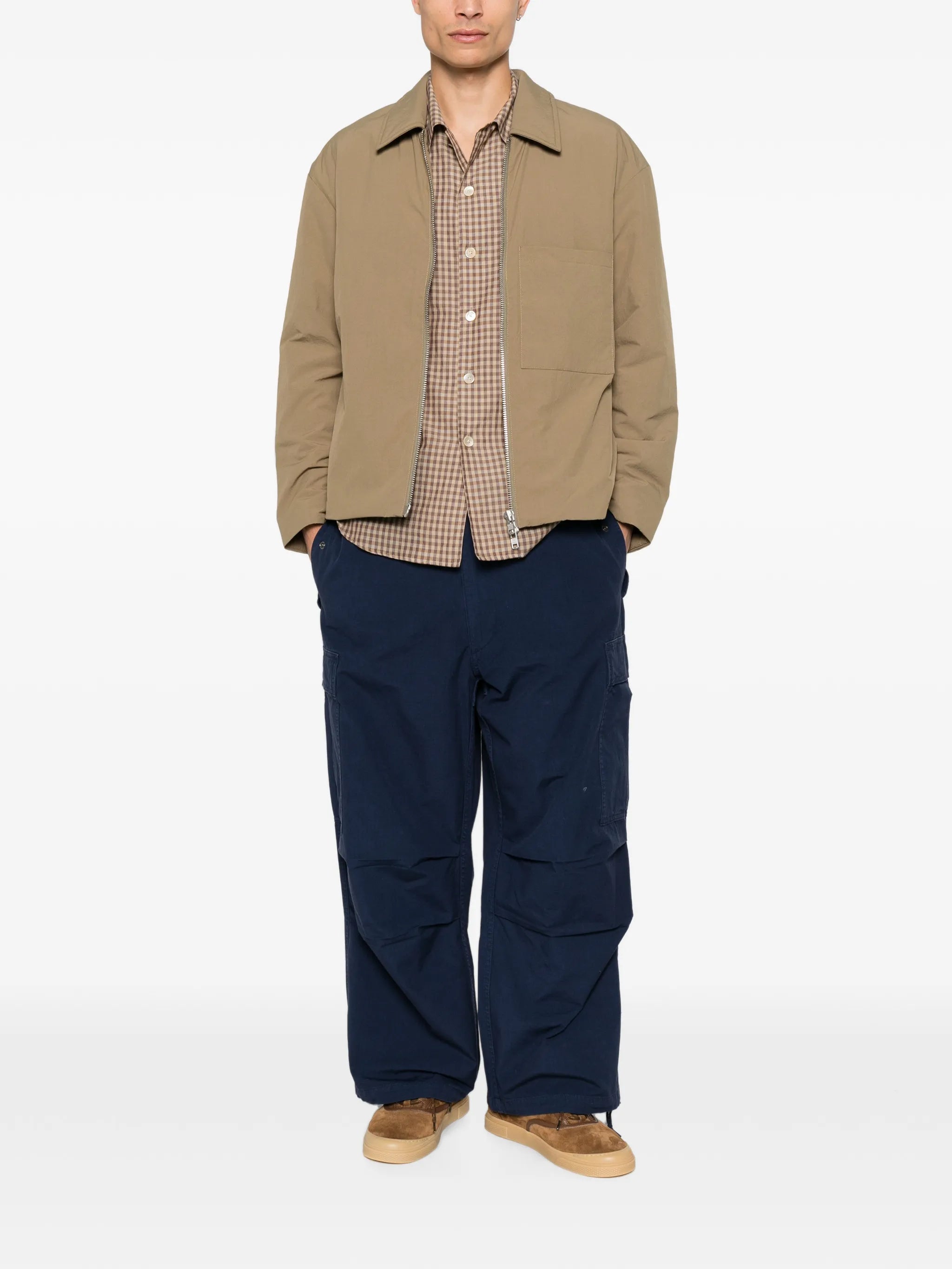 elasticated-waistband trousers