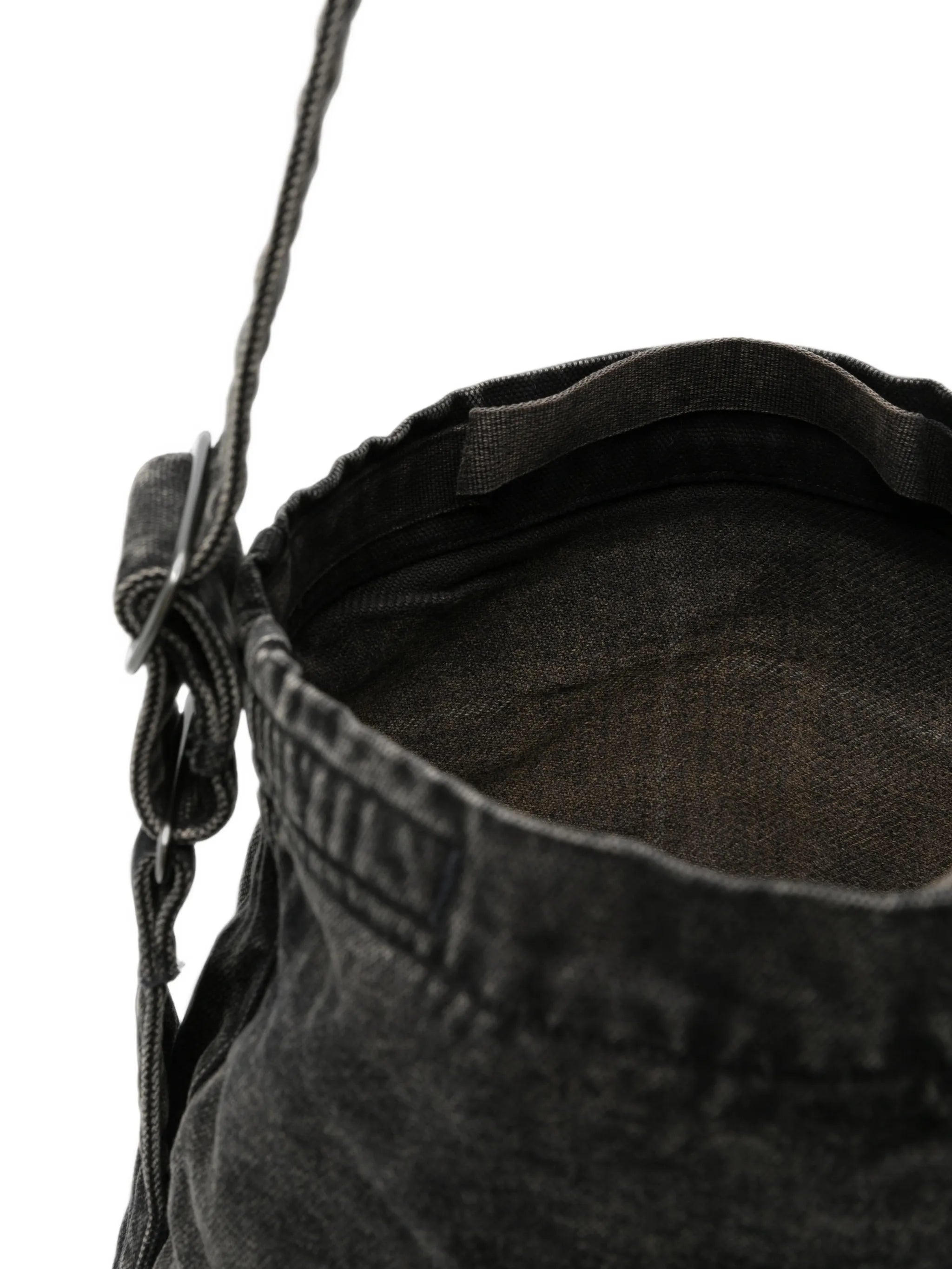 Sling canvas messenger bag