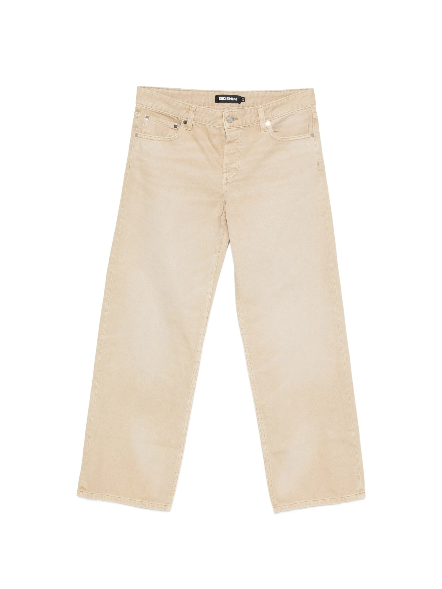 low-rise baggy jeans