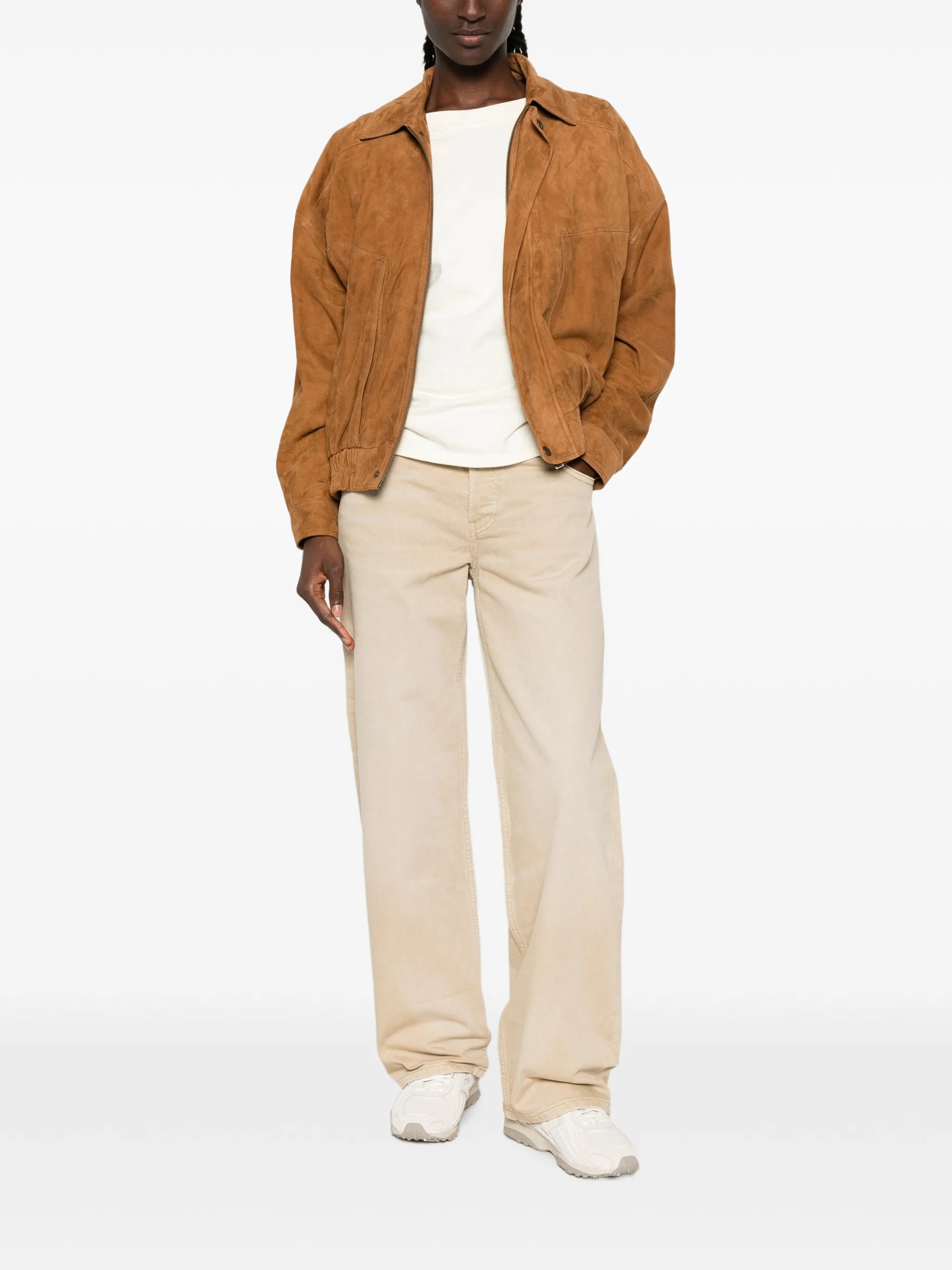 low-rise baggy jeans