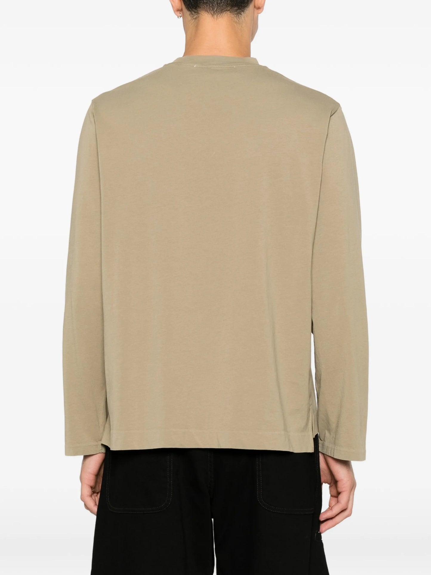 long-sleeve T-shirt