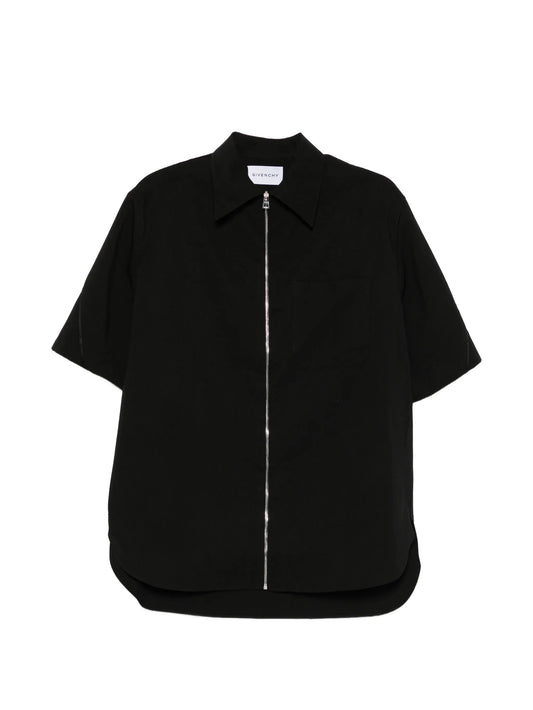 zip-up short-sleeve shirt