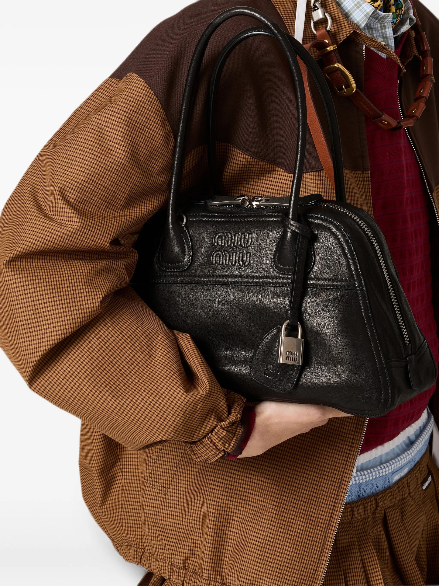 Vivant logo-embossed leather tote bag