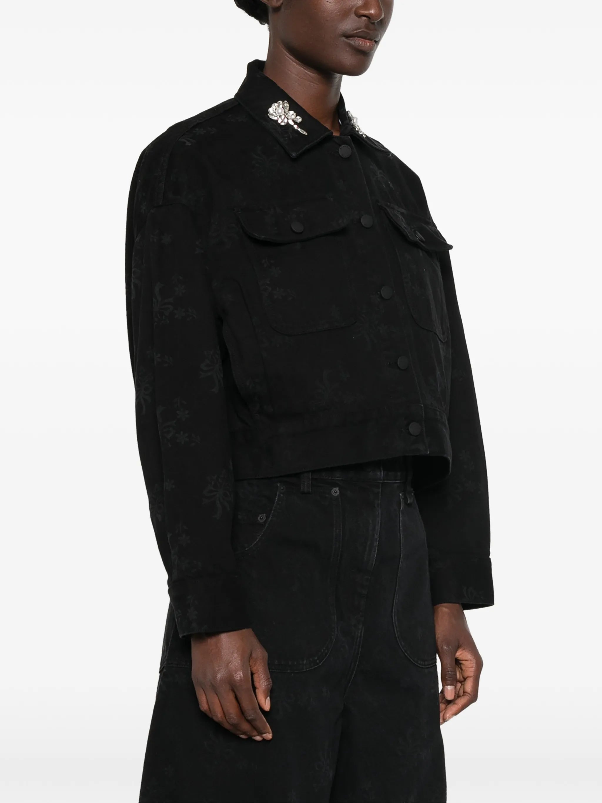 collar-embellished  jacket