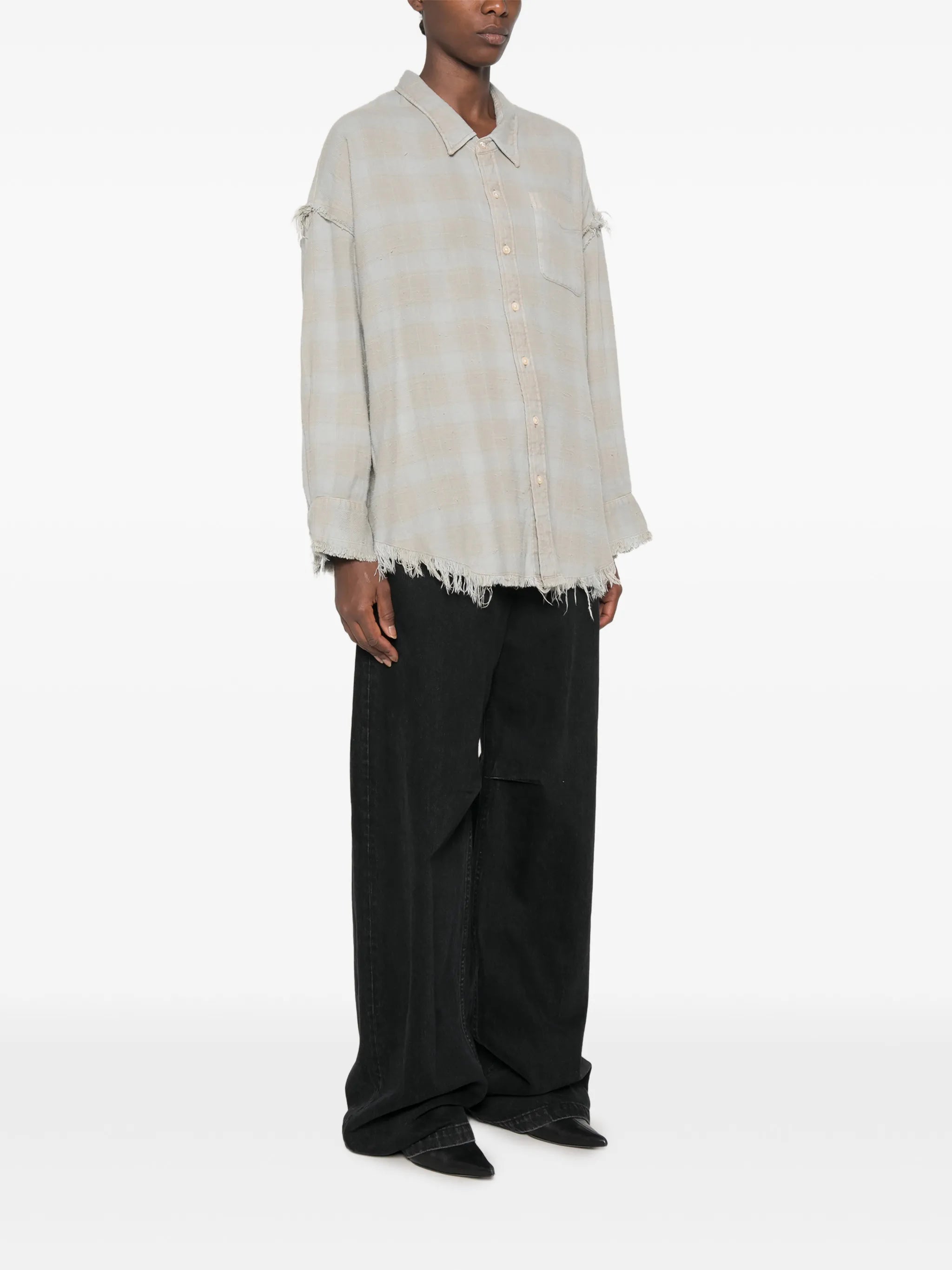 long-sleeve buttoned shirt