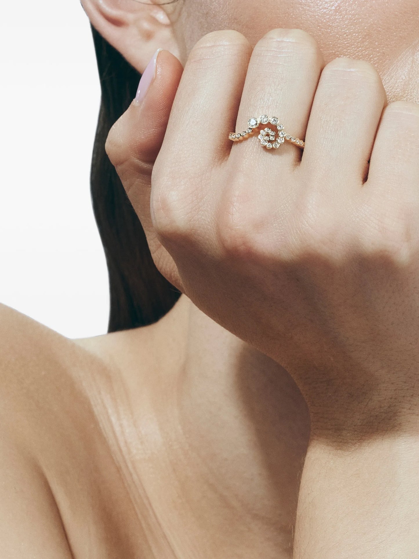 Rive Escargot diamond ring