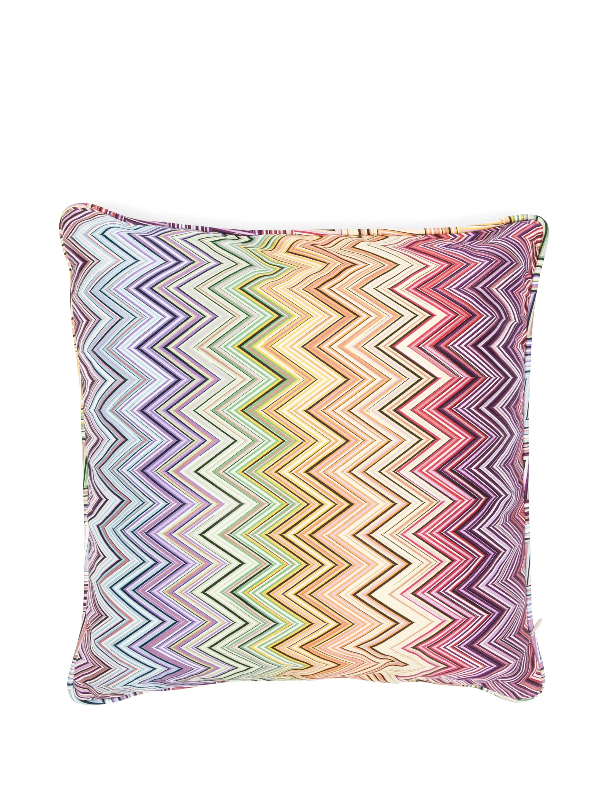 Jarris zigzag cushion