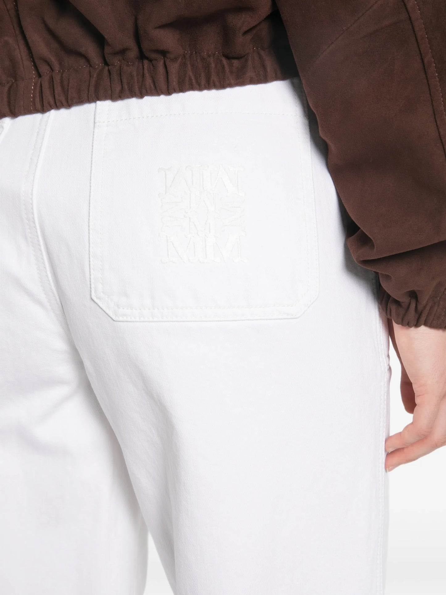 button-detail wide-leg trousers