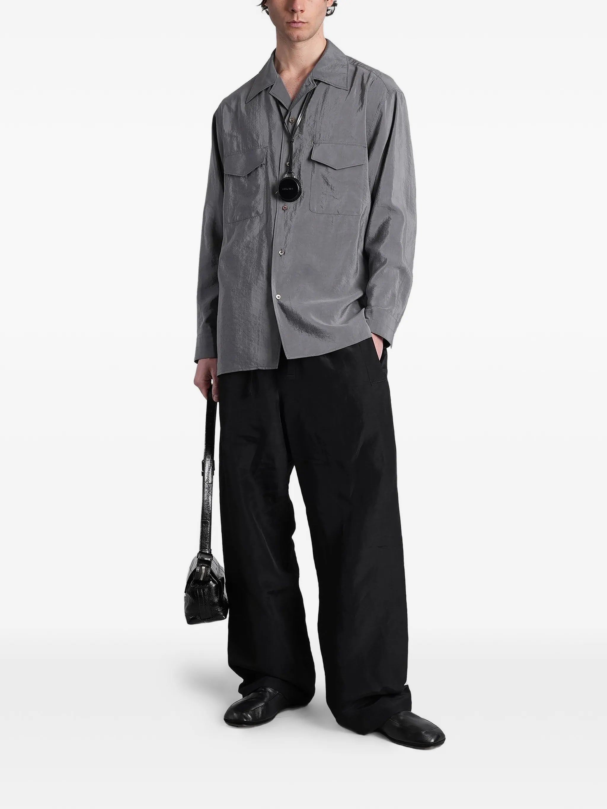 convertible collar shirt in dry silk