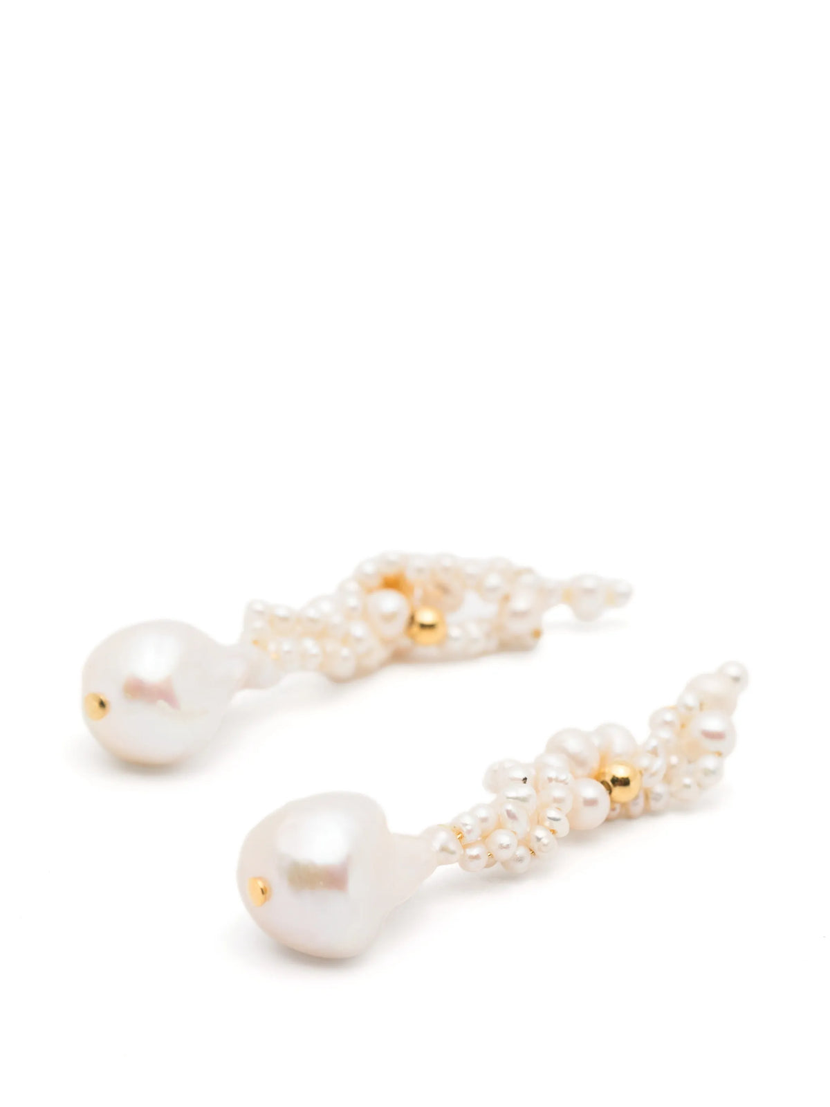 Gotcha pearl earrings