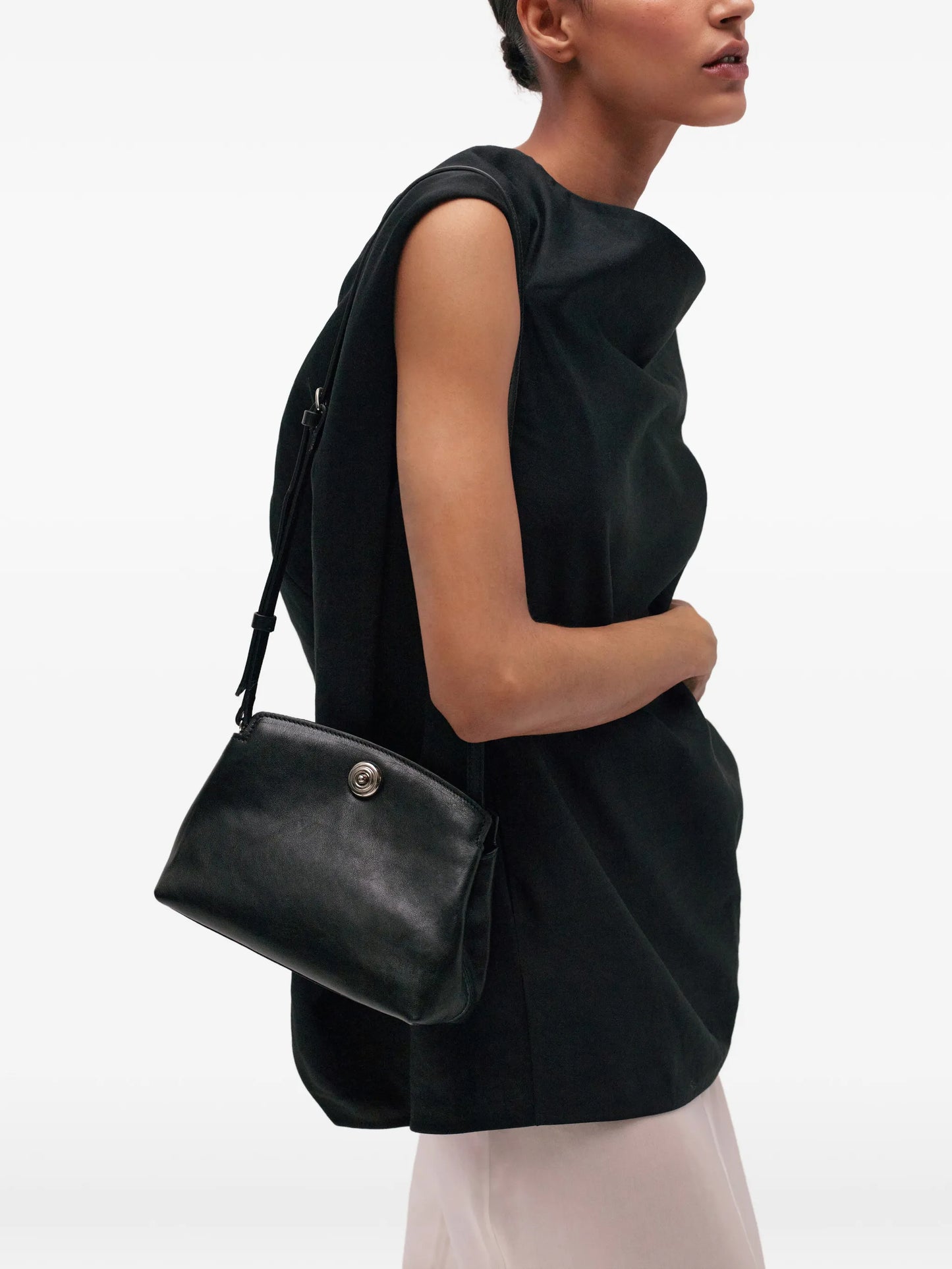 Pushlock shoulder bag