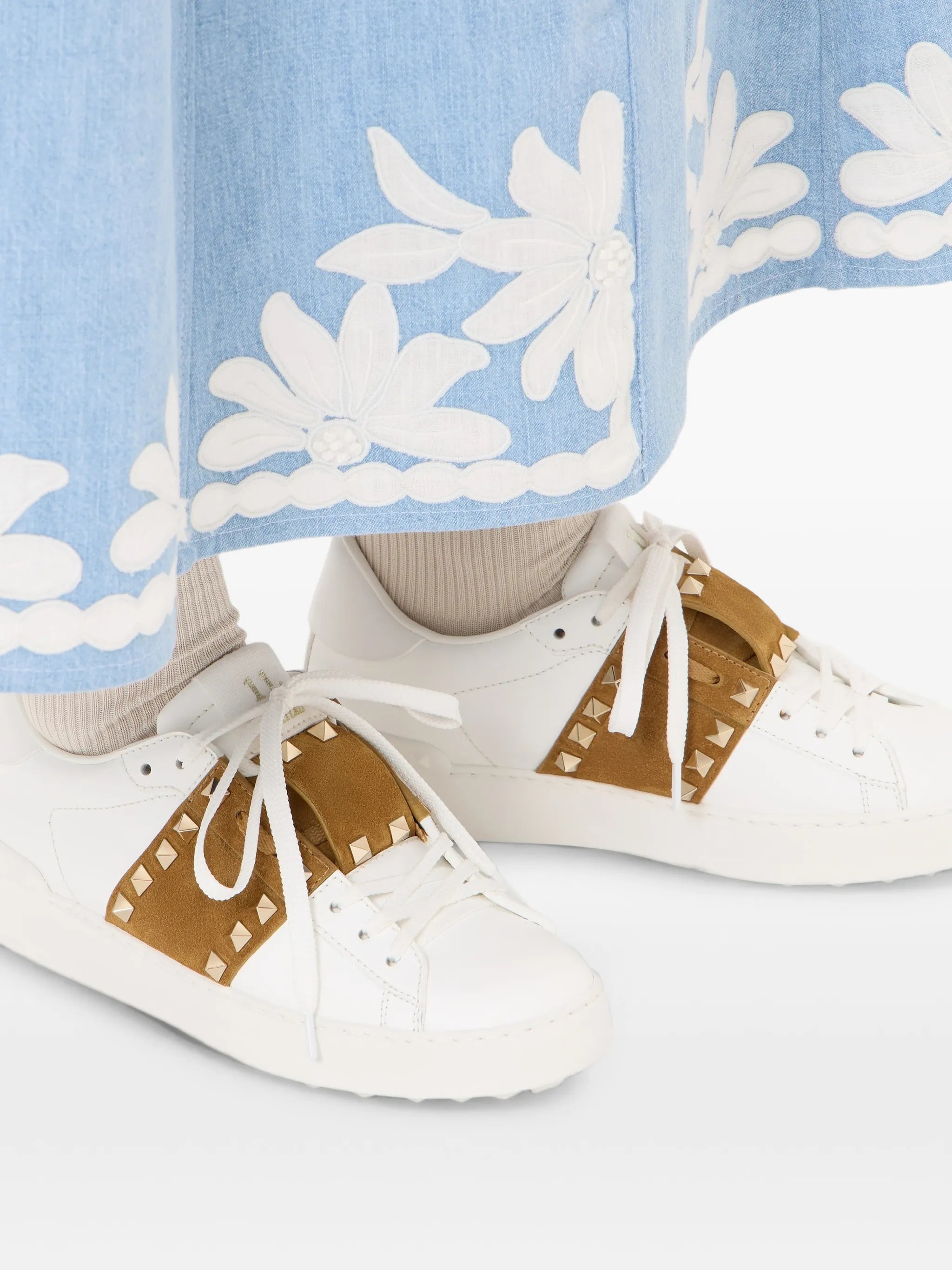 Rockstud untitled sneakers in calfskin with split leather band