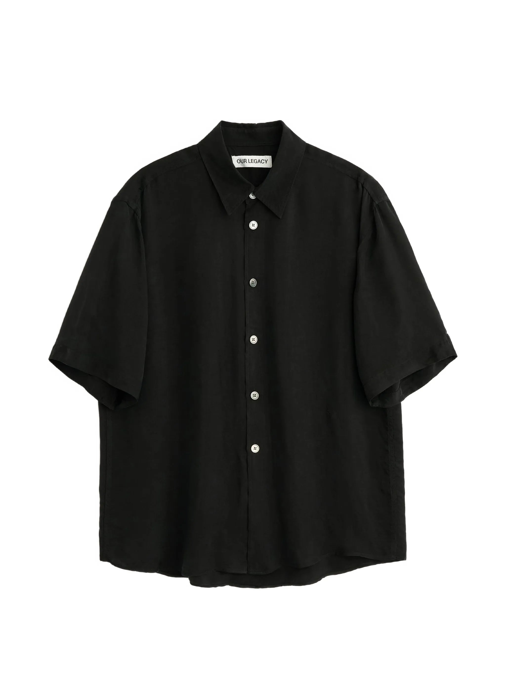 Beyond shirt shortsleeve
