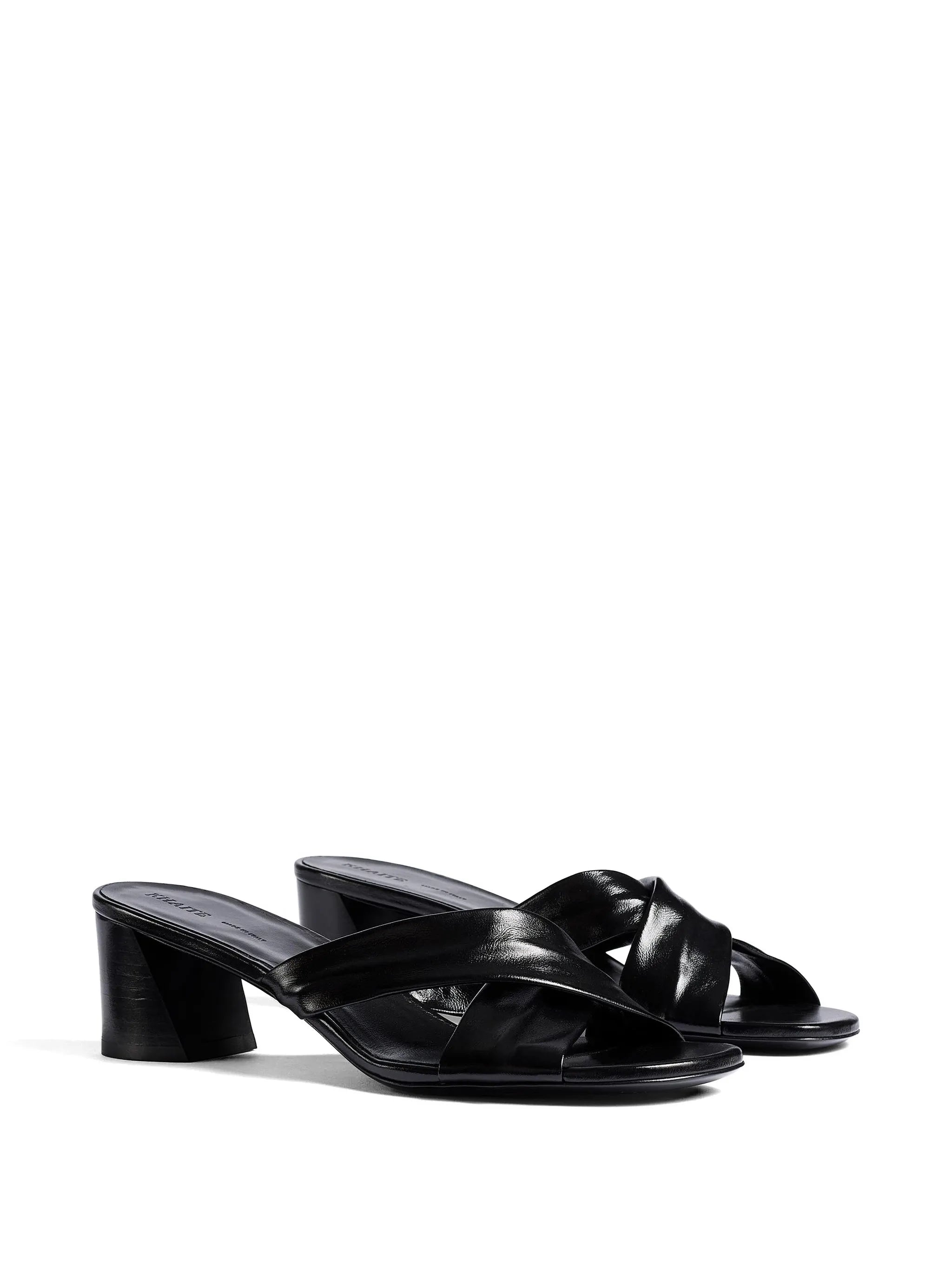 Liria sandals