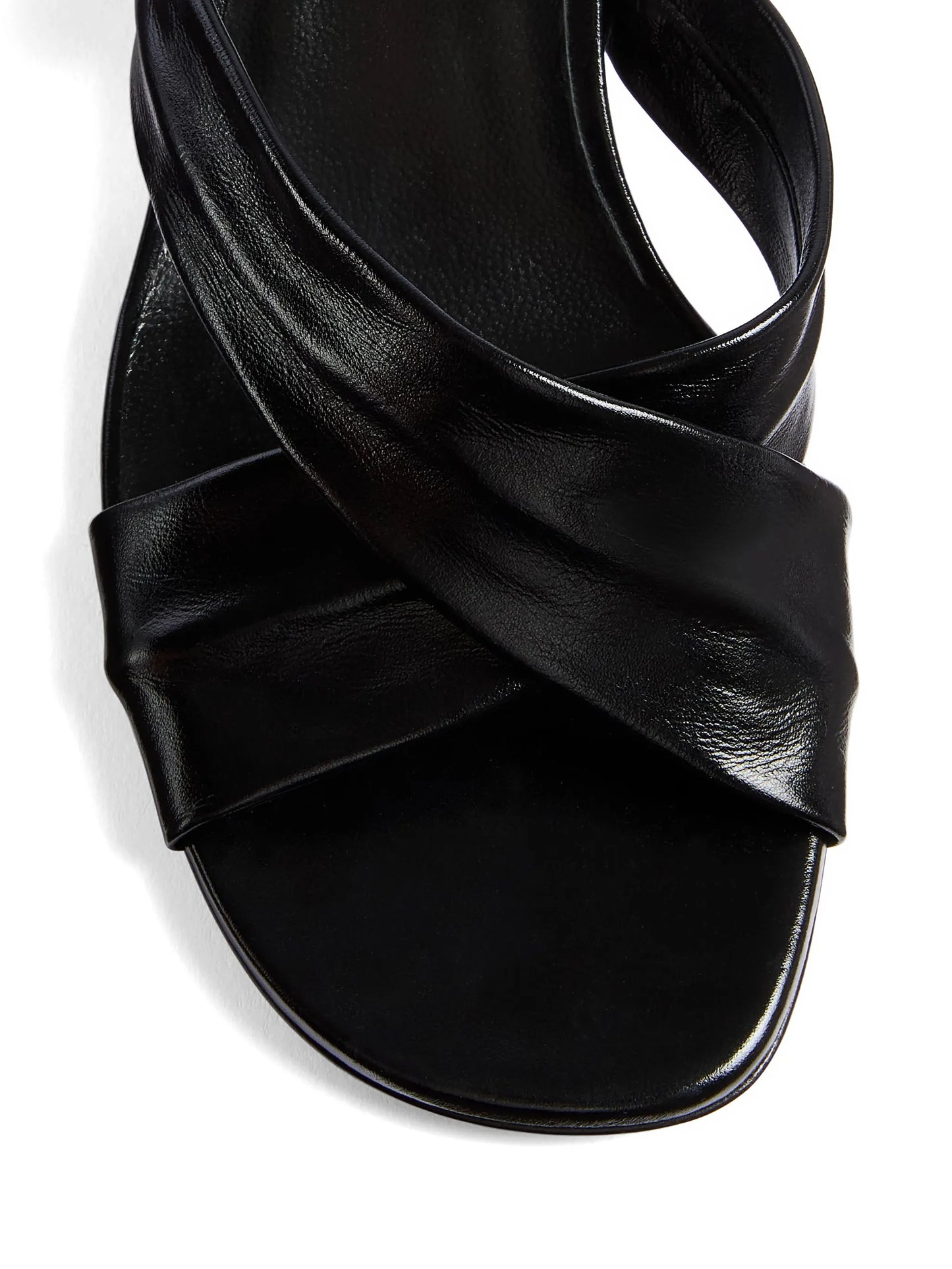 Liria sandals